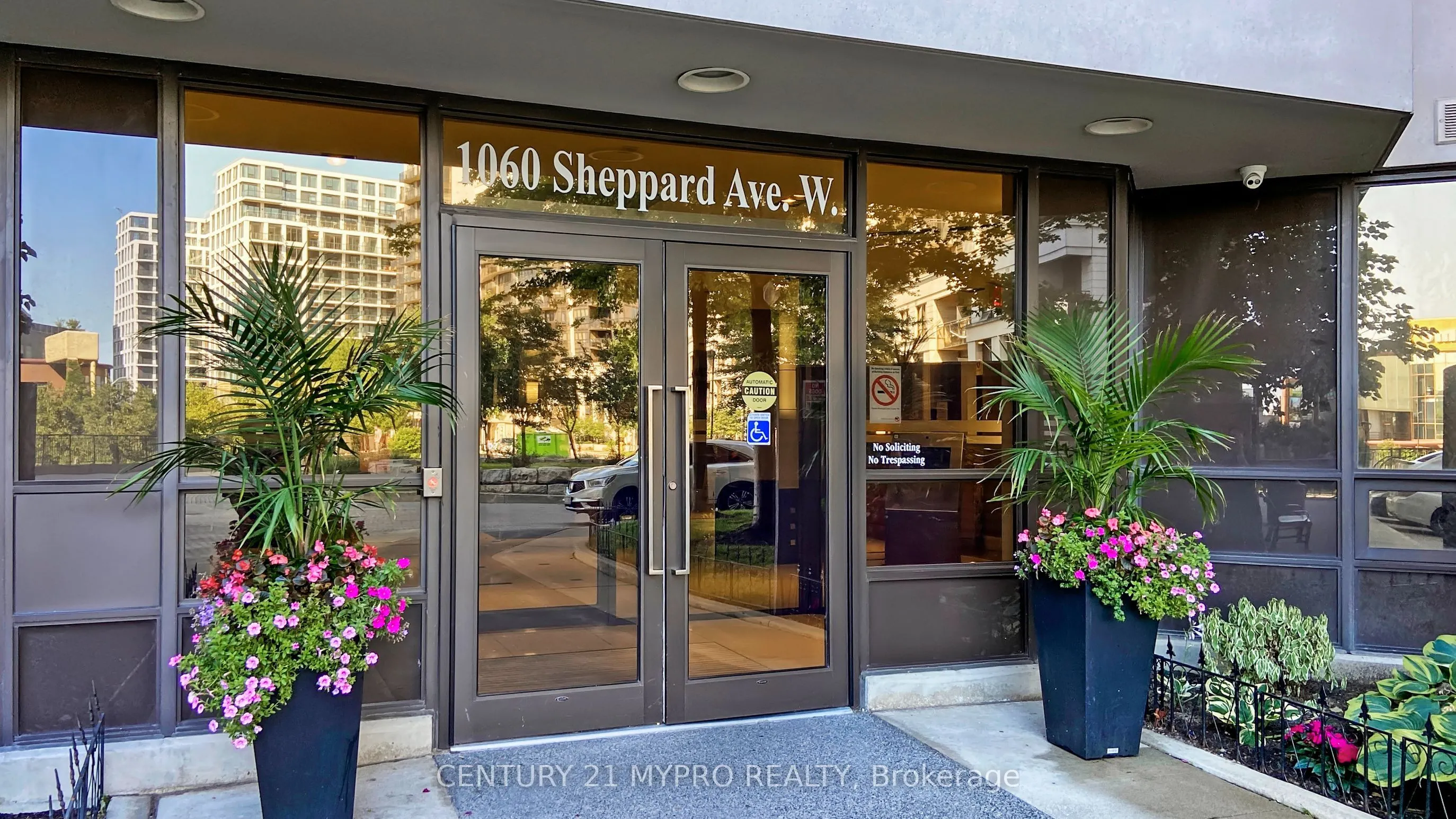 1060 Sheppard Avenue, #1103
