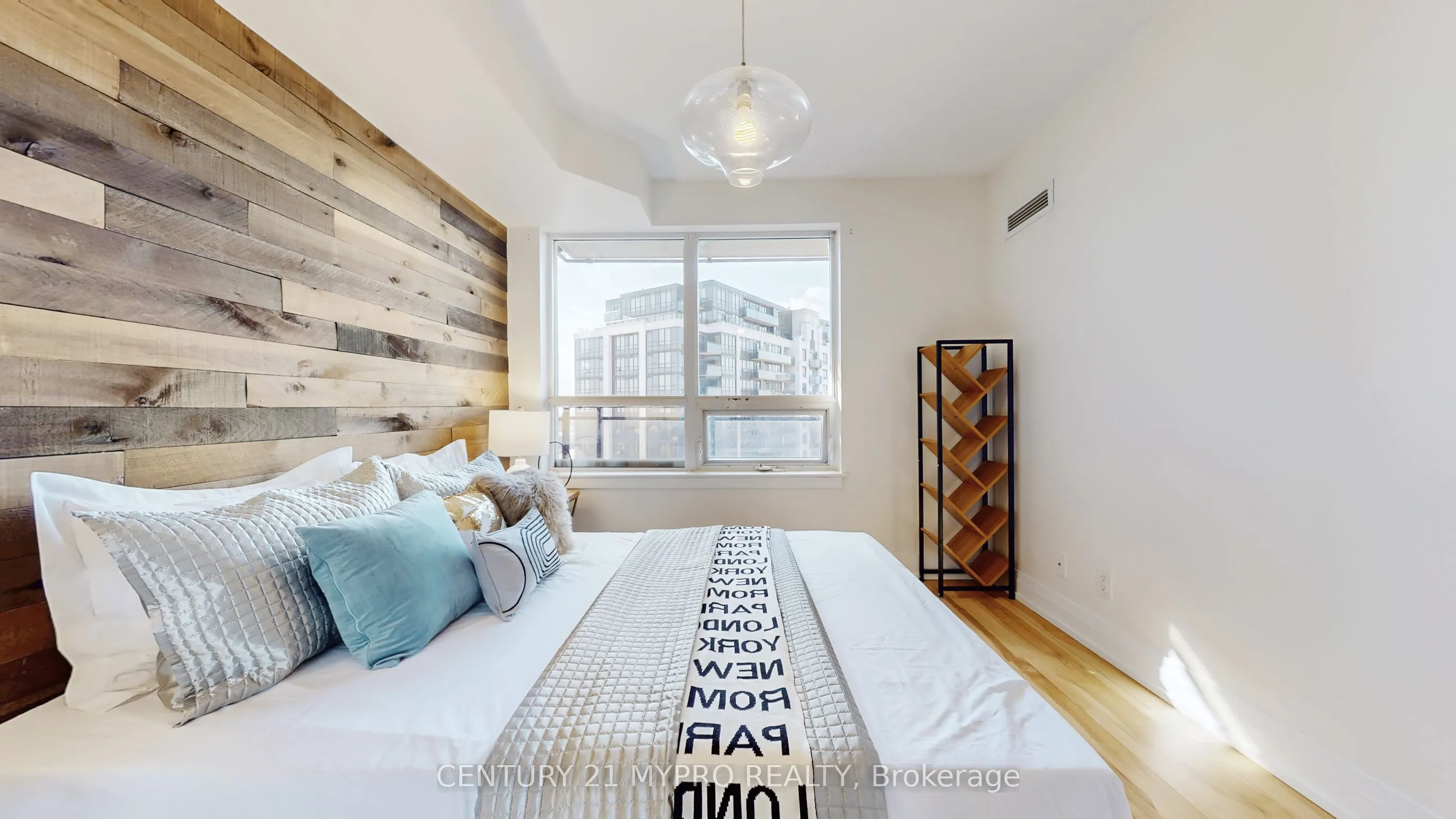 1060 Sheppard Avenue, #1103