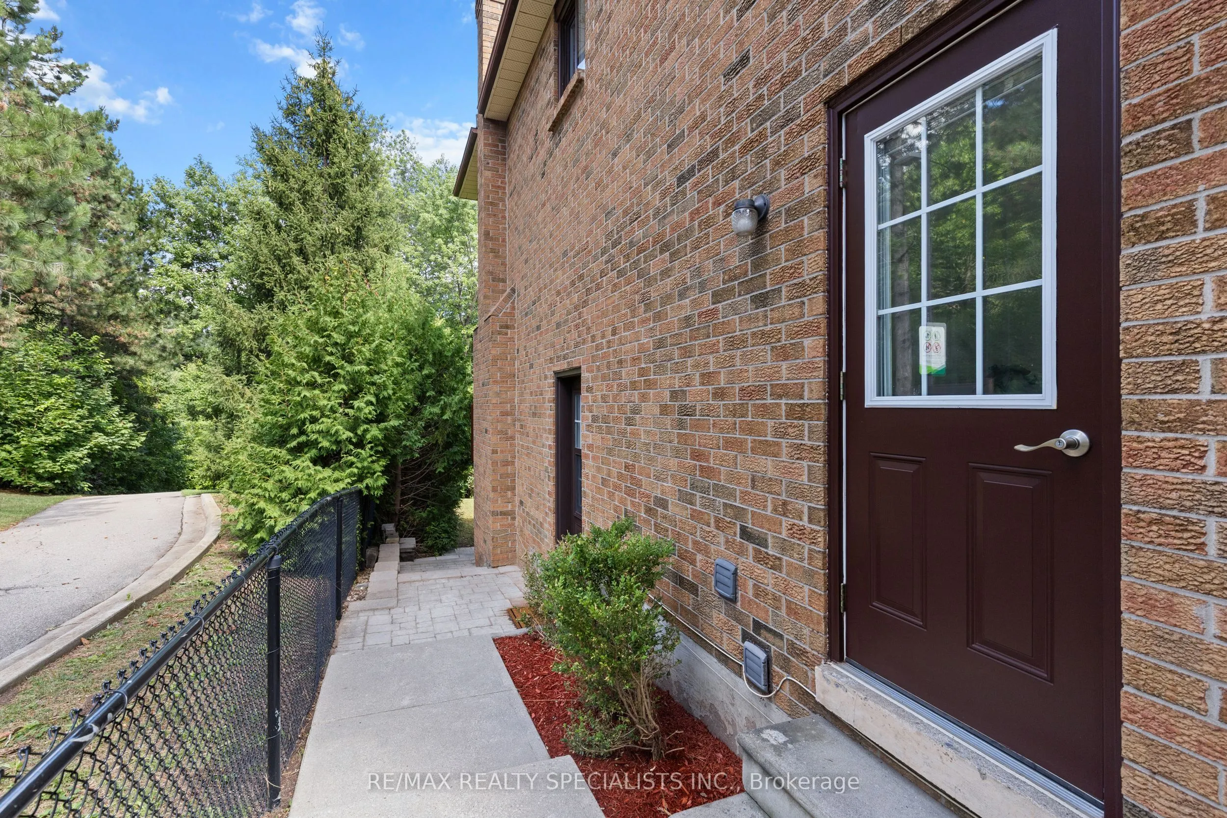 2393 Hargood Place