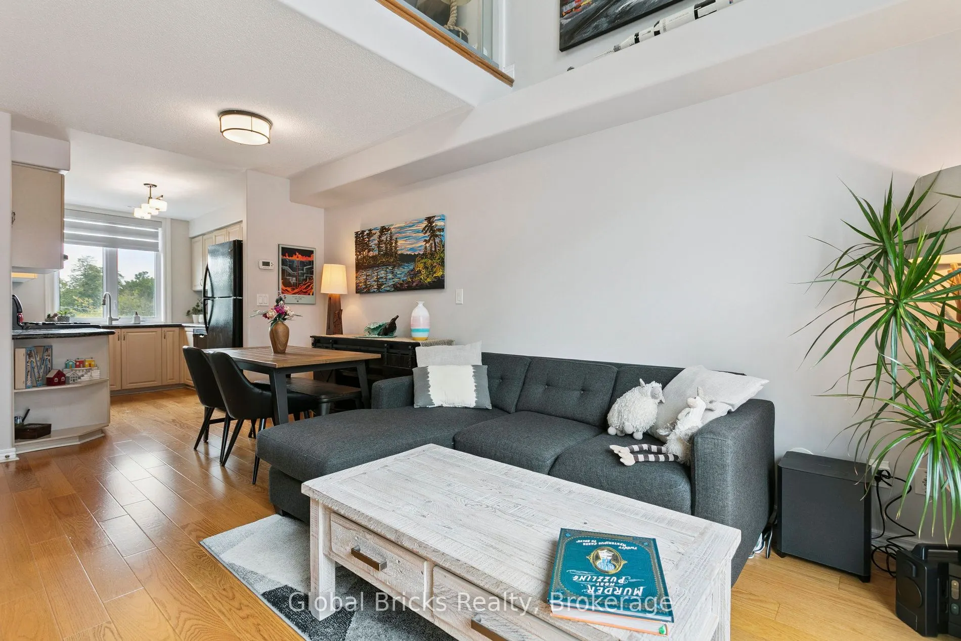 3400 Lakeshore Boulevard W, #203