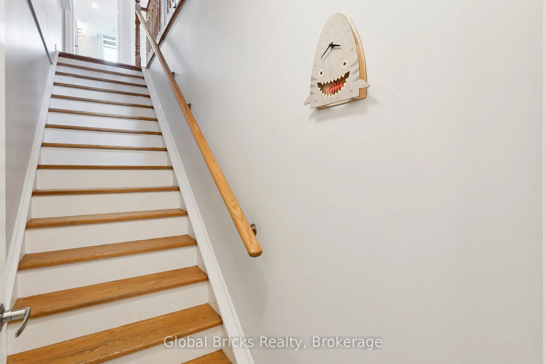 3400 Lakeshore Boulevard W, #203