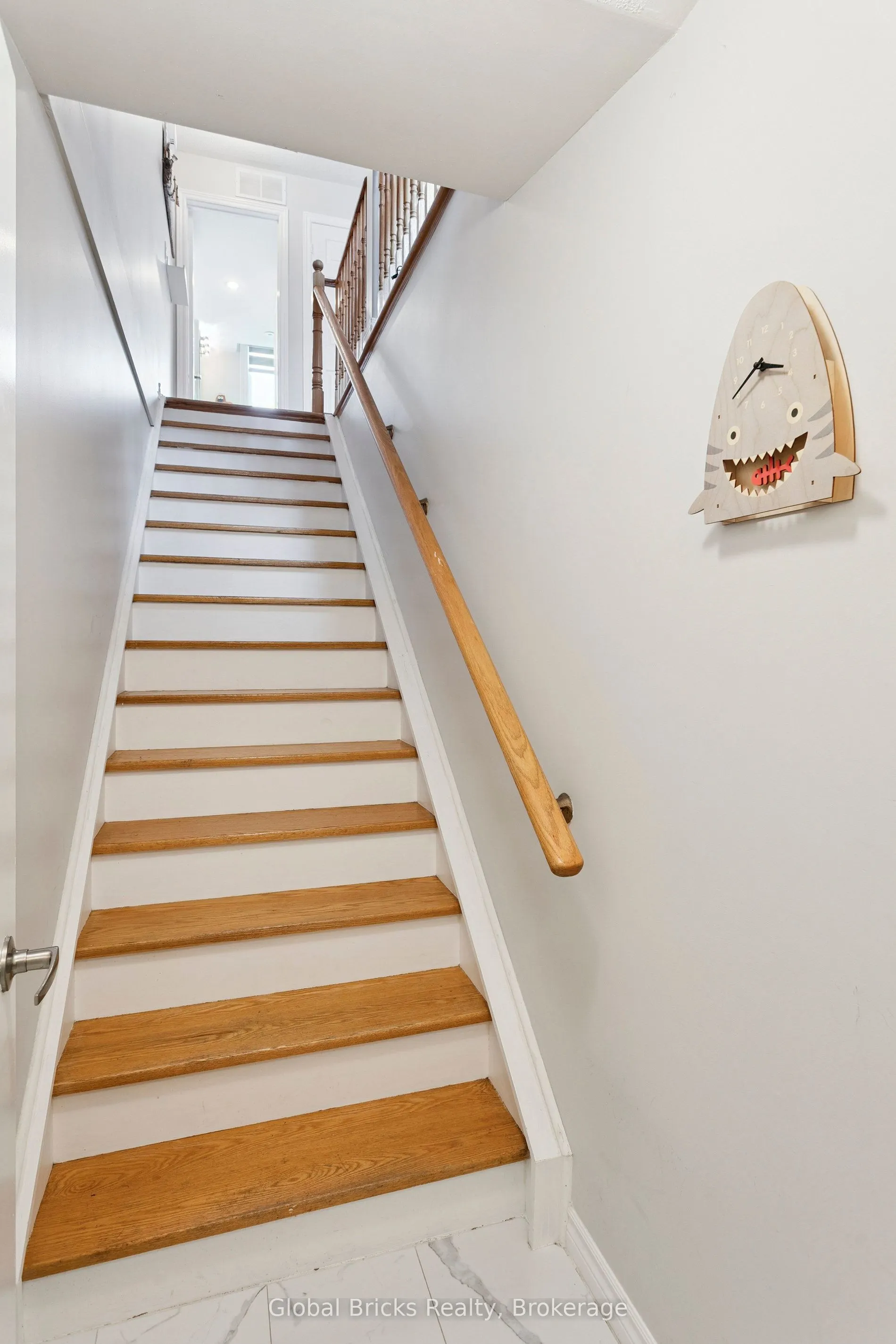 3400 Lakeshore Boulevard W, #203
