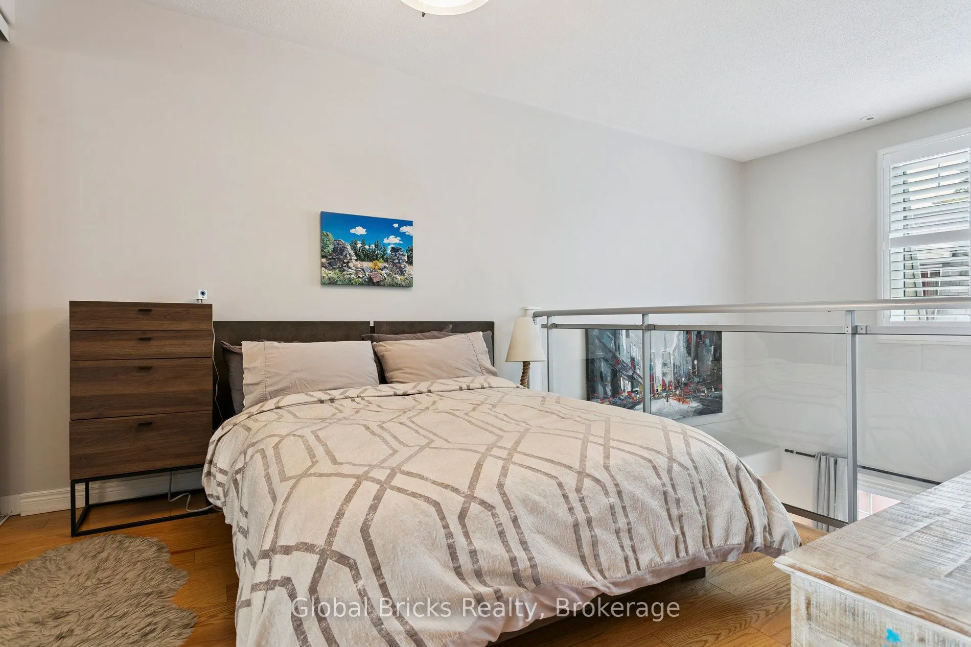 3400 Lakeshore Boulevard W, #203