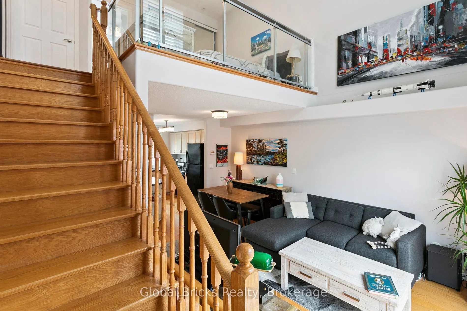 3400 Lakeshore Boulevard W, #203