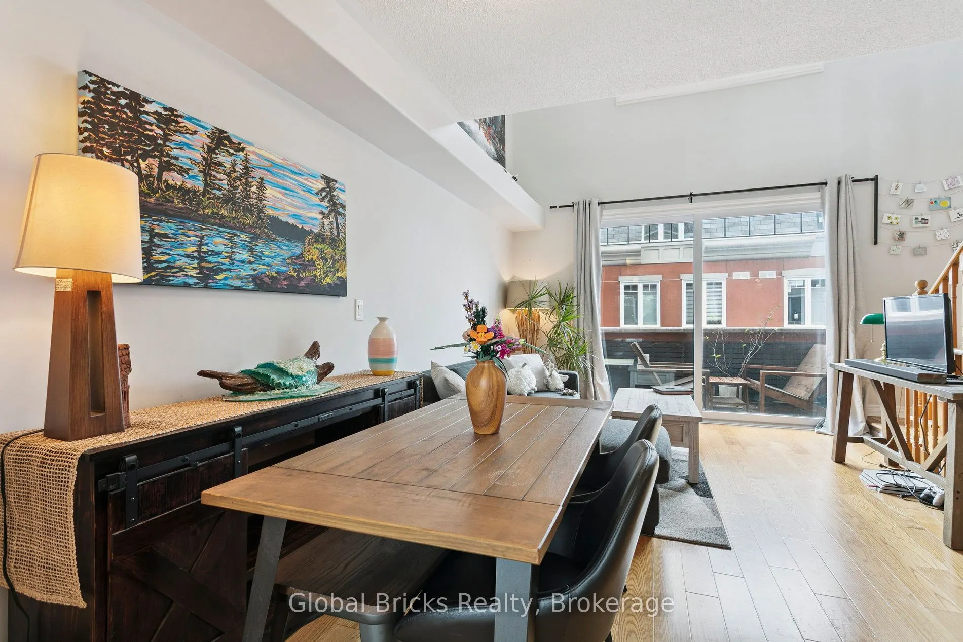 3400 Lakeshore Boulevard W, #203