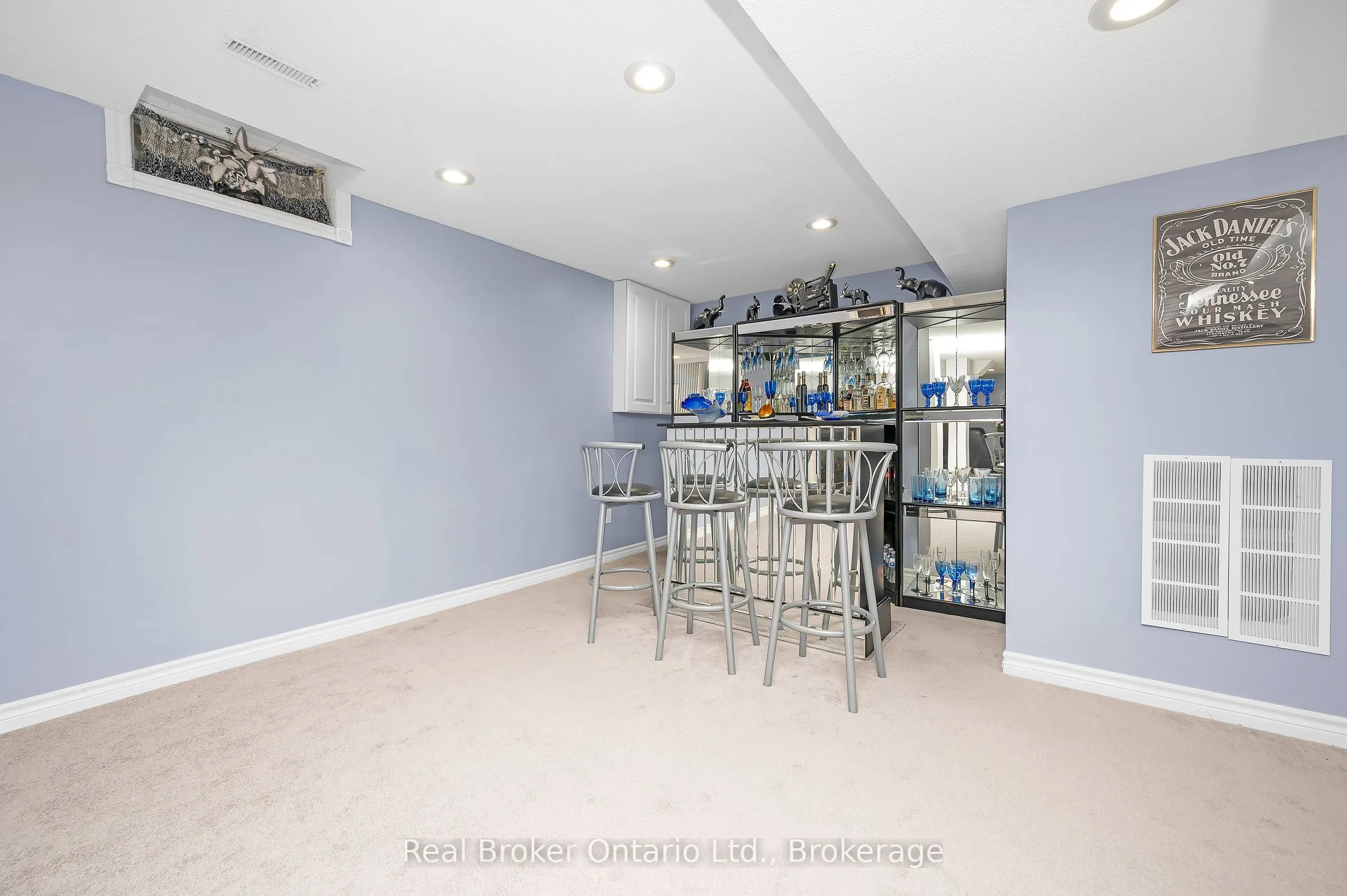 3277 Folkway Drive