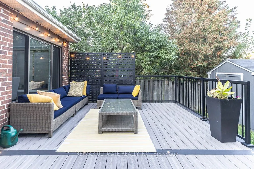 6869 Hickling Crescent