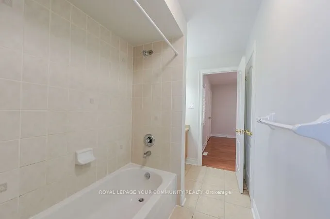 128 Watsonbrook Drive, #Upper unit