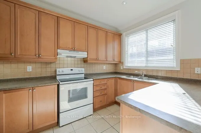 128 Watsonbrook Drive, #Upper unit