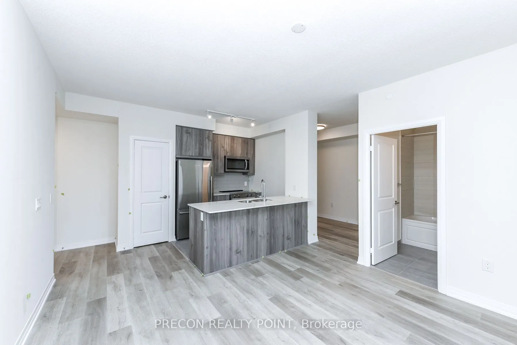 15 Watergarden Drive N, #1205