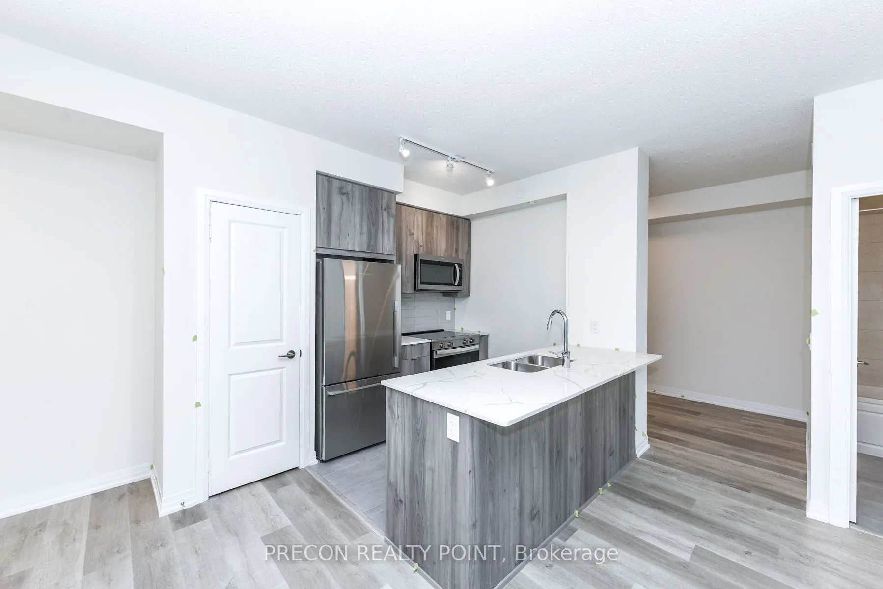 15 Watergarden Drive N, #1205