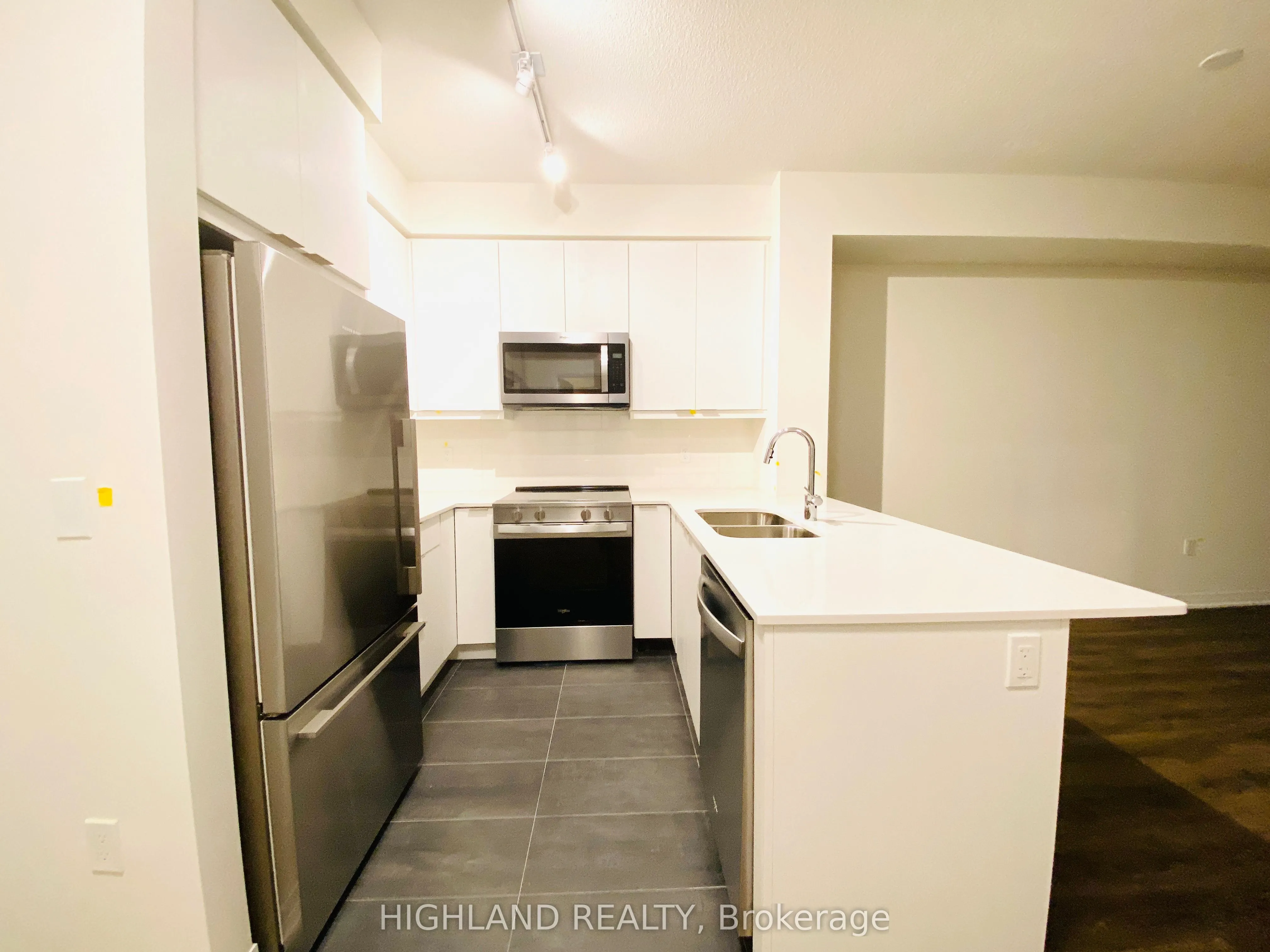 15 watergarden Drive, #1308