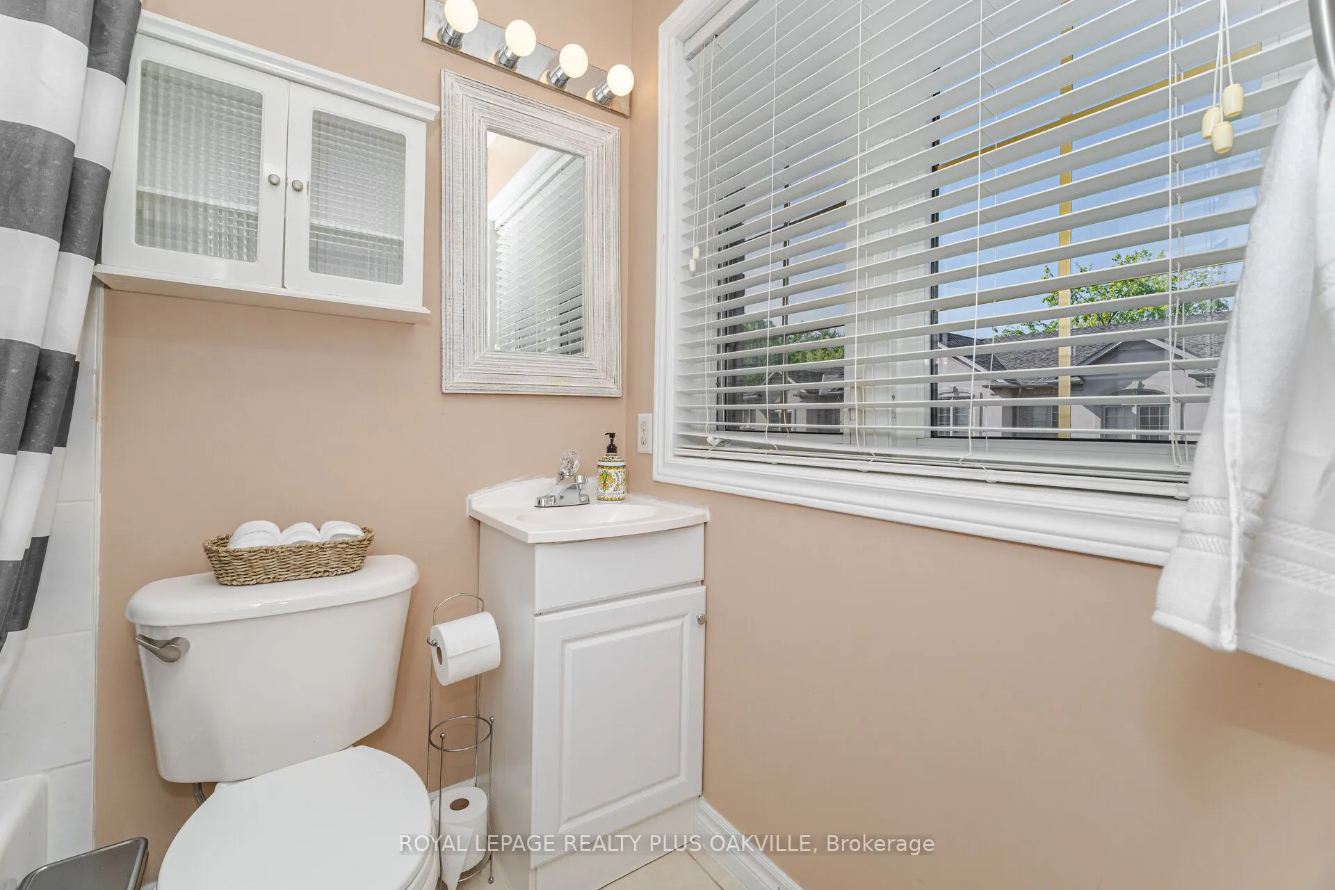 1248 Guelph Line, #5