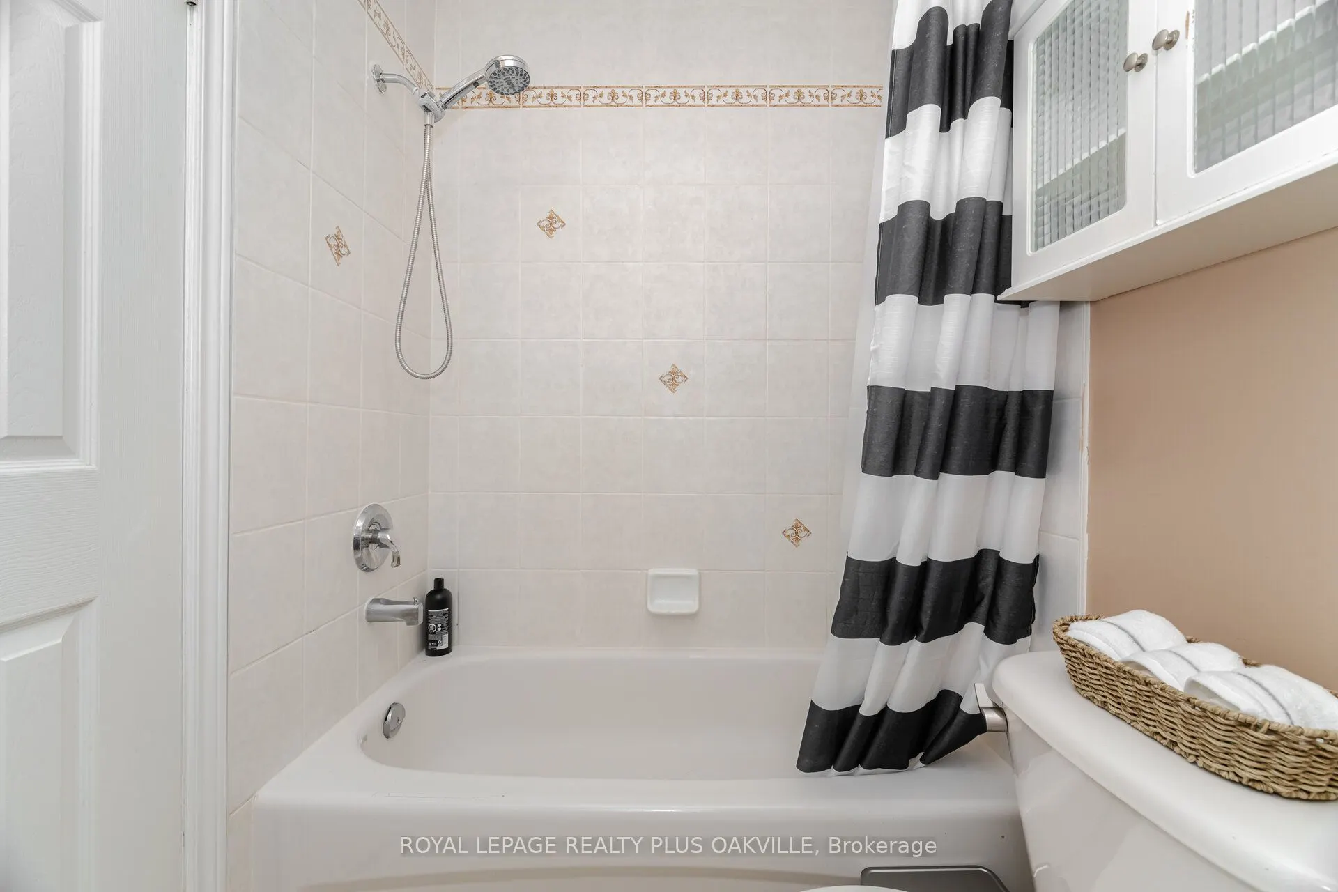 1248 Guelph Line, #5