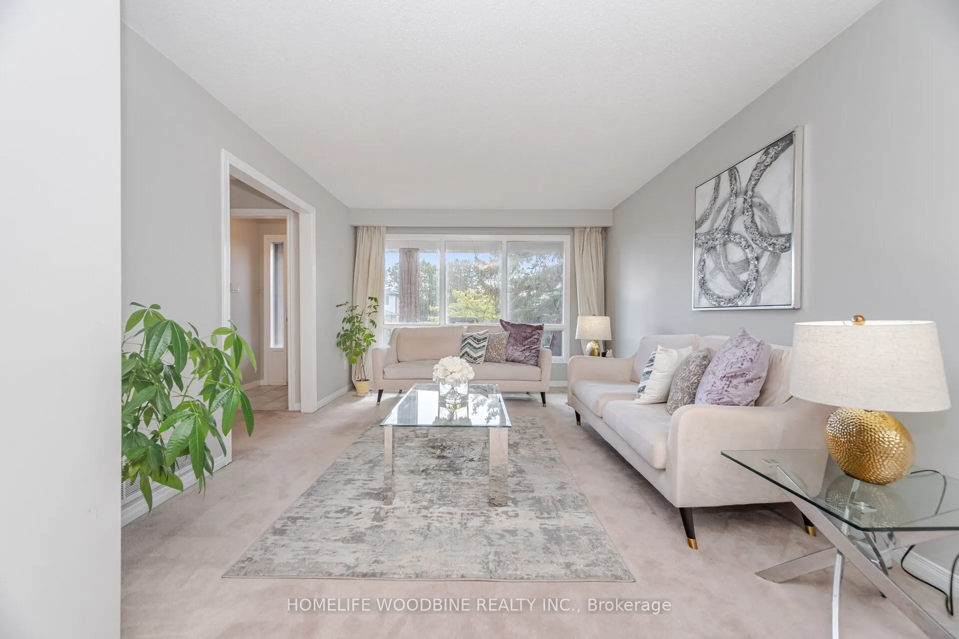 1431 Harmsworth Square