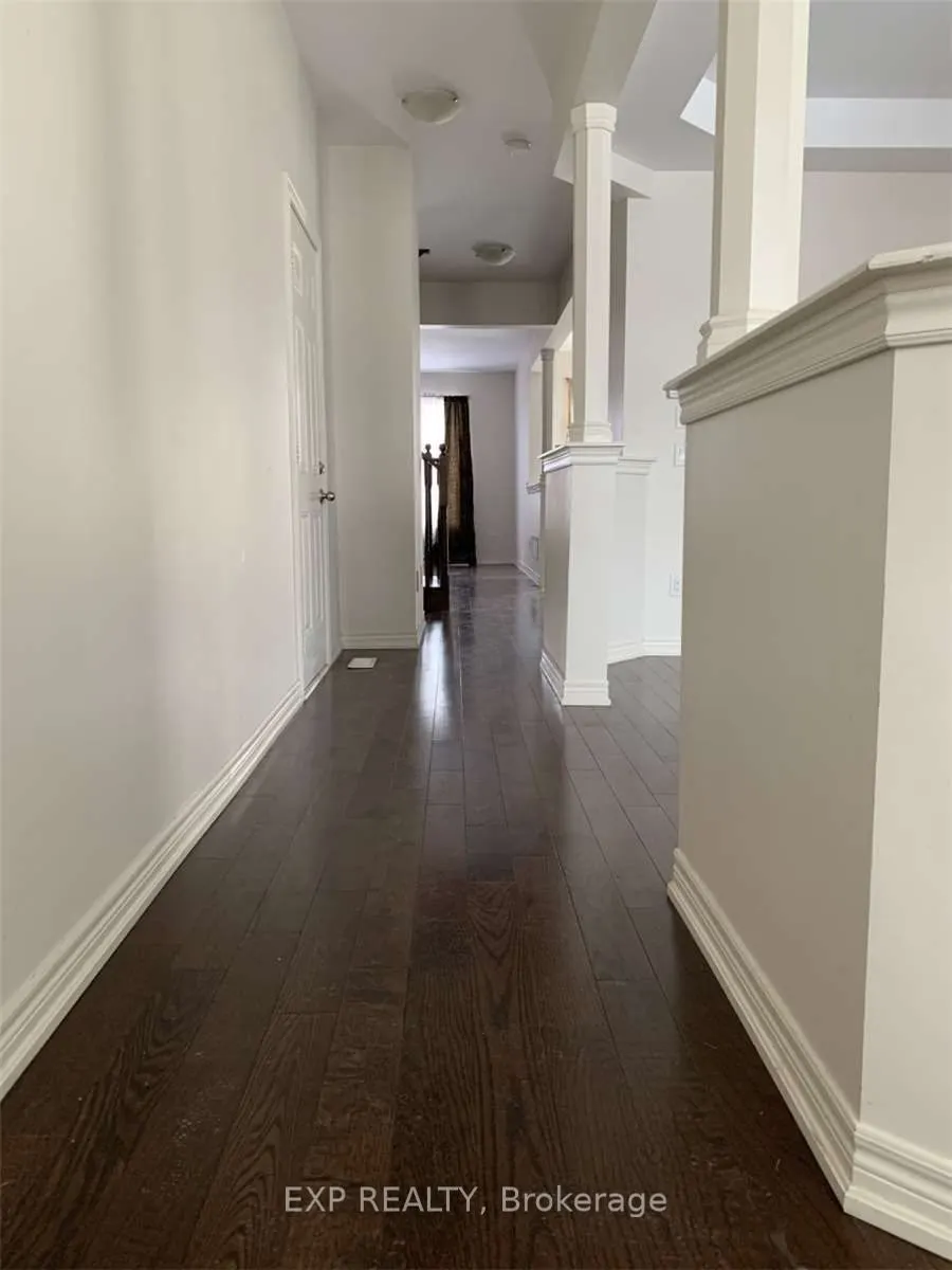 10 Dufay Road, #Upper
