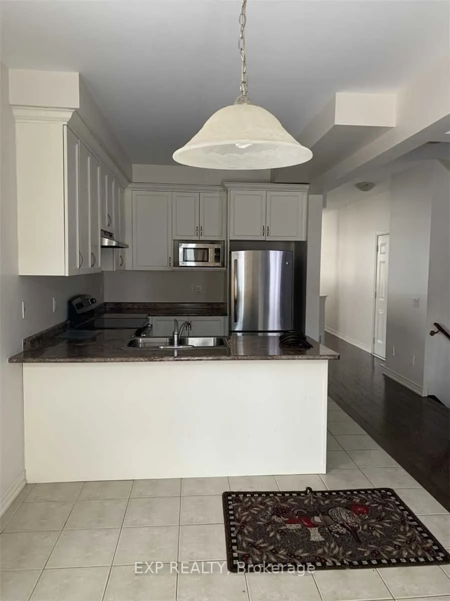 10 Dufay Road, #Upper