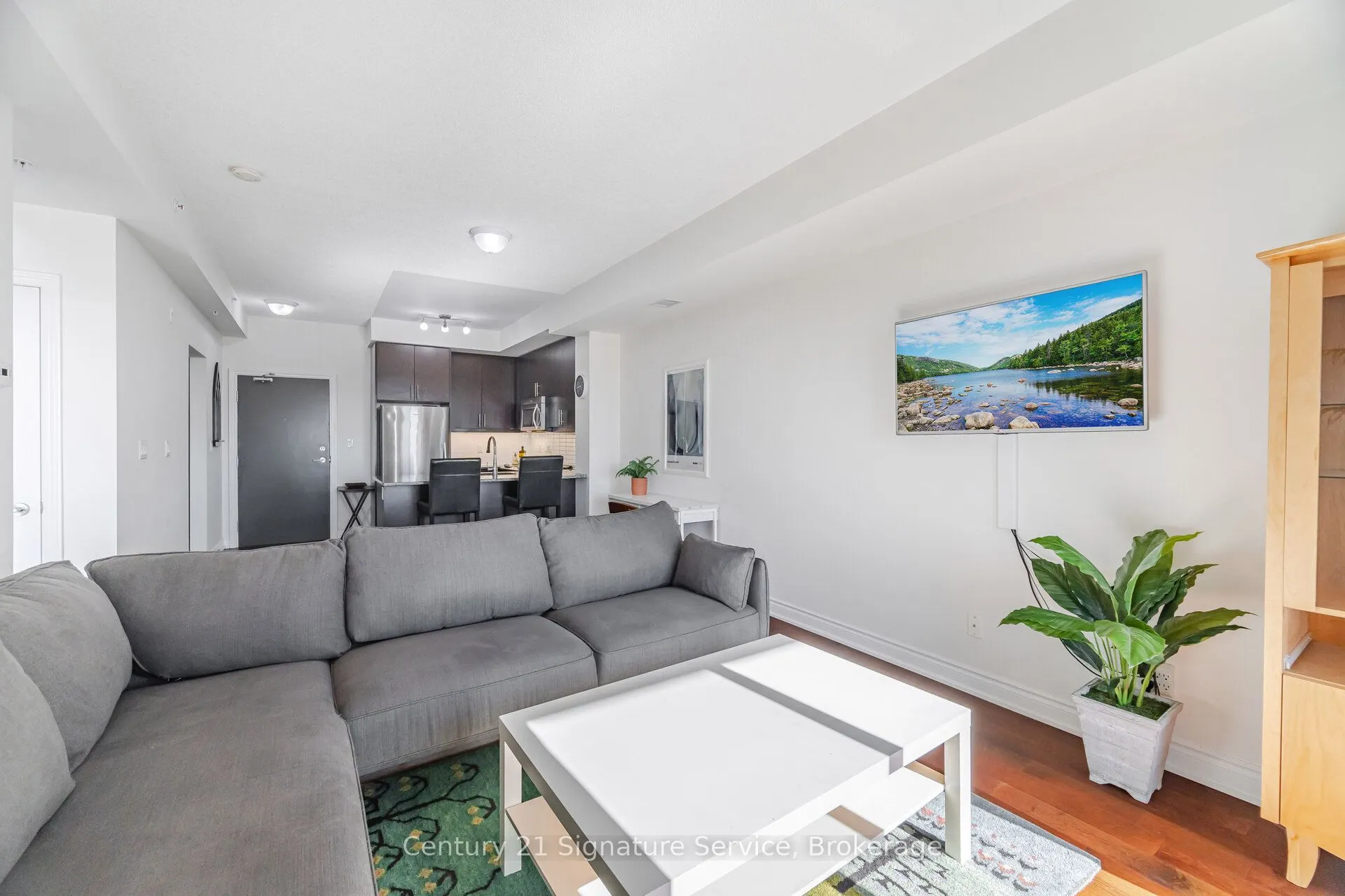 3170 Erin Mills Parkway, #401