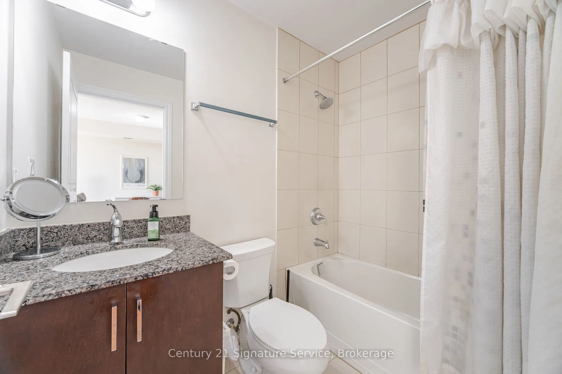 3170 Erin Mills Parkway, #401