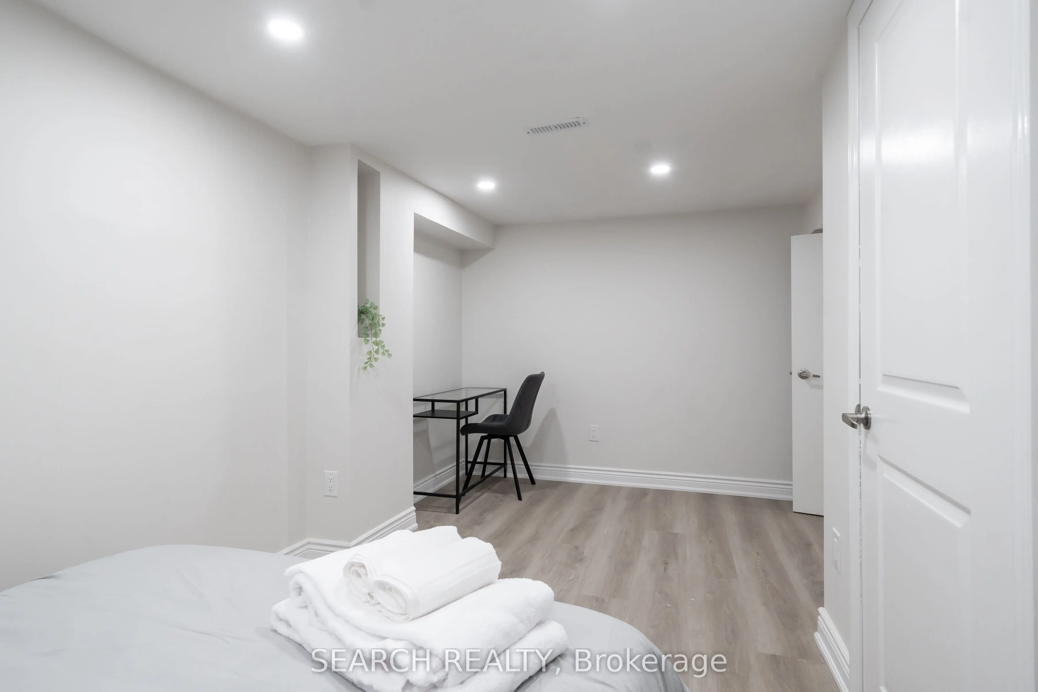 1079 Deta Road