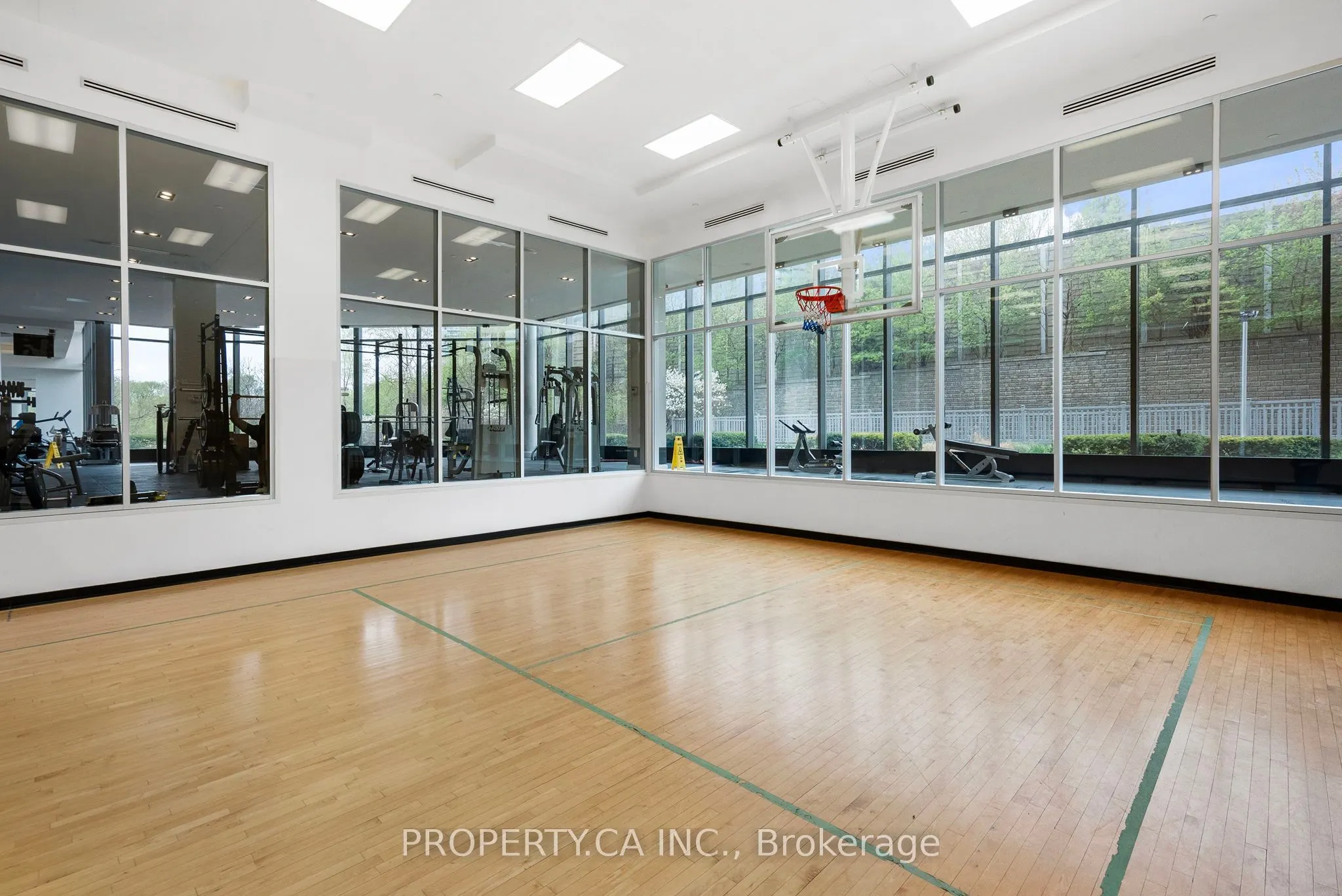 90 Park Lawn Road, #1211