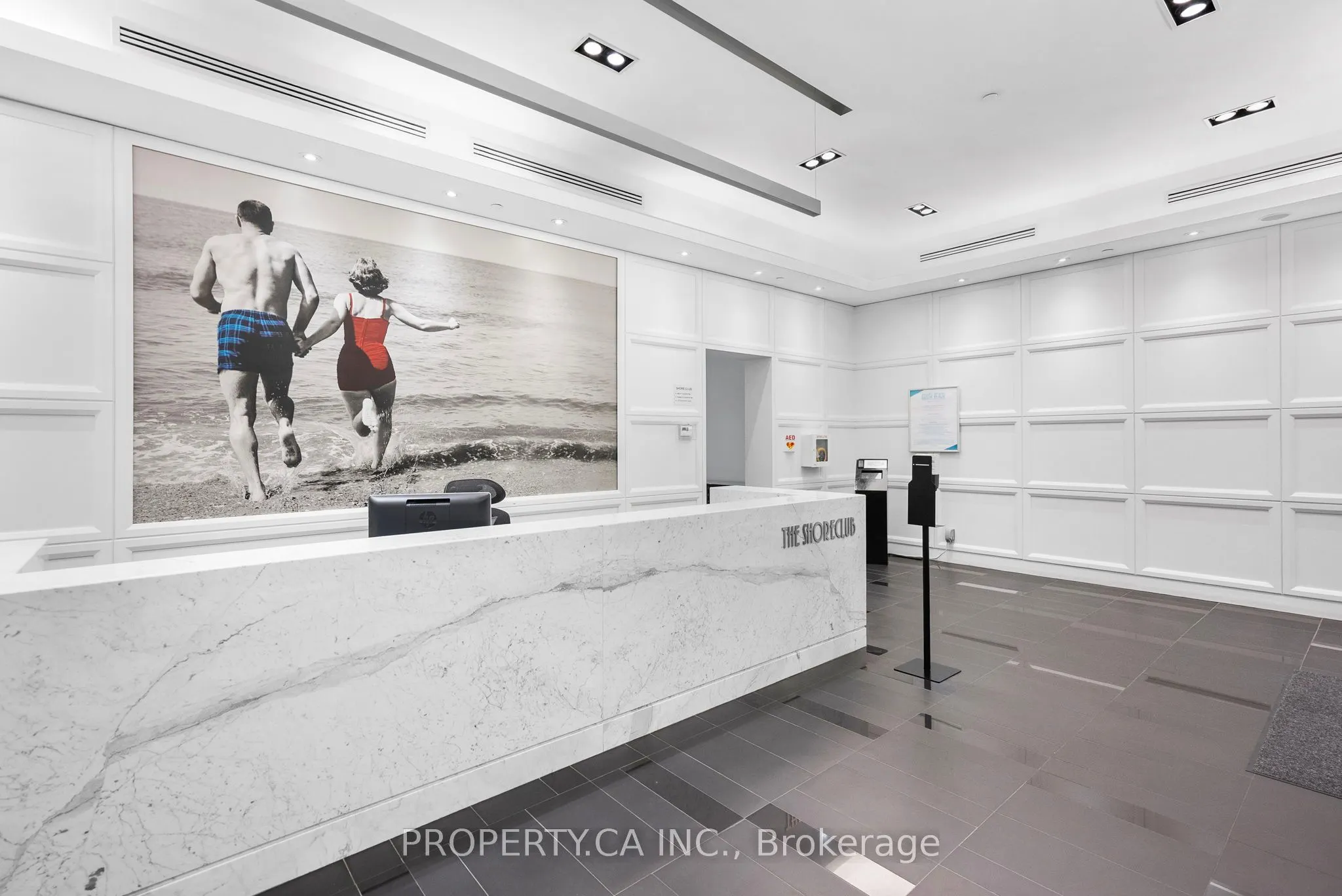 90 Park Lawn Road, #1211