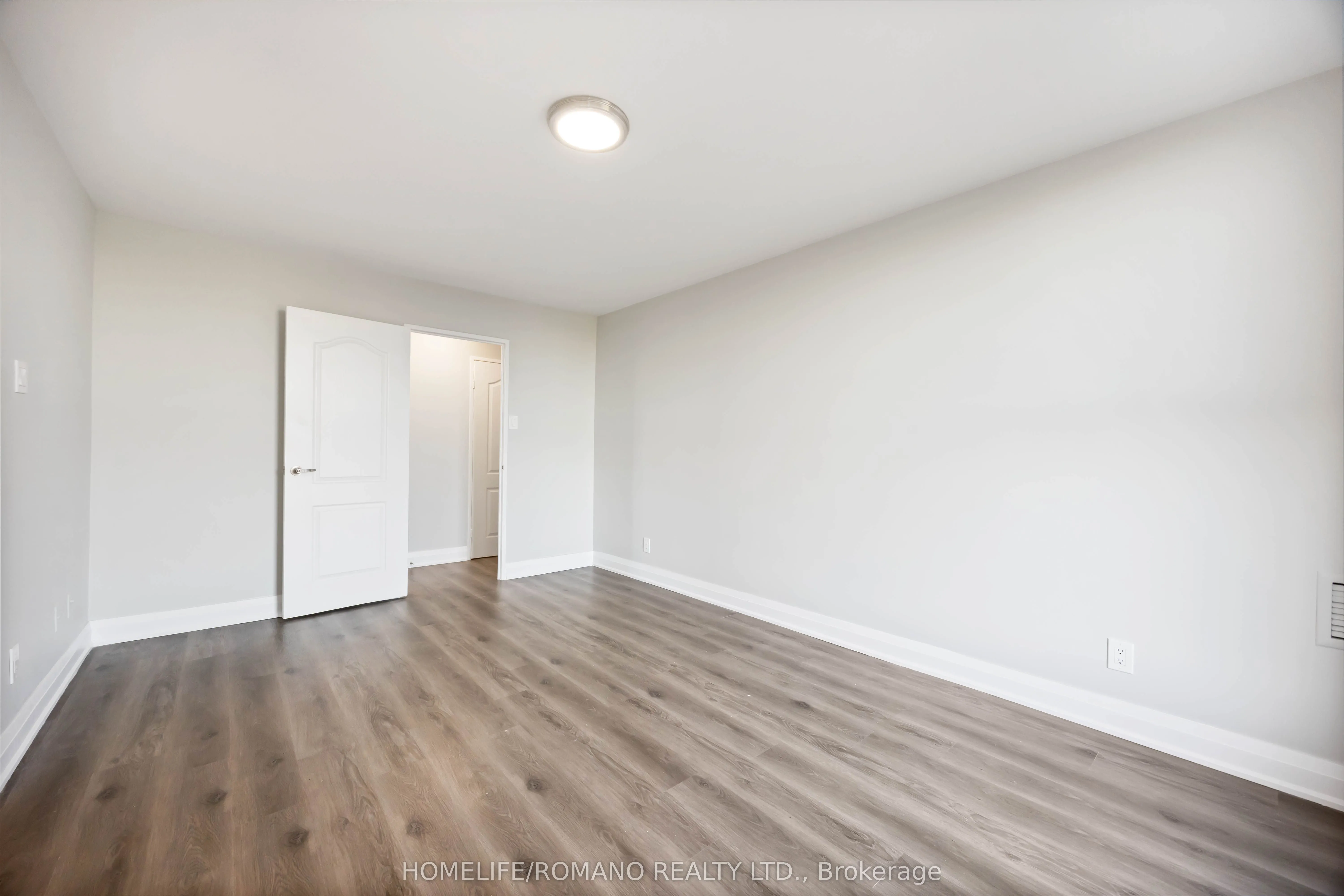 2835 Islington Avenue, #501