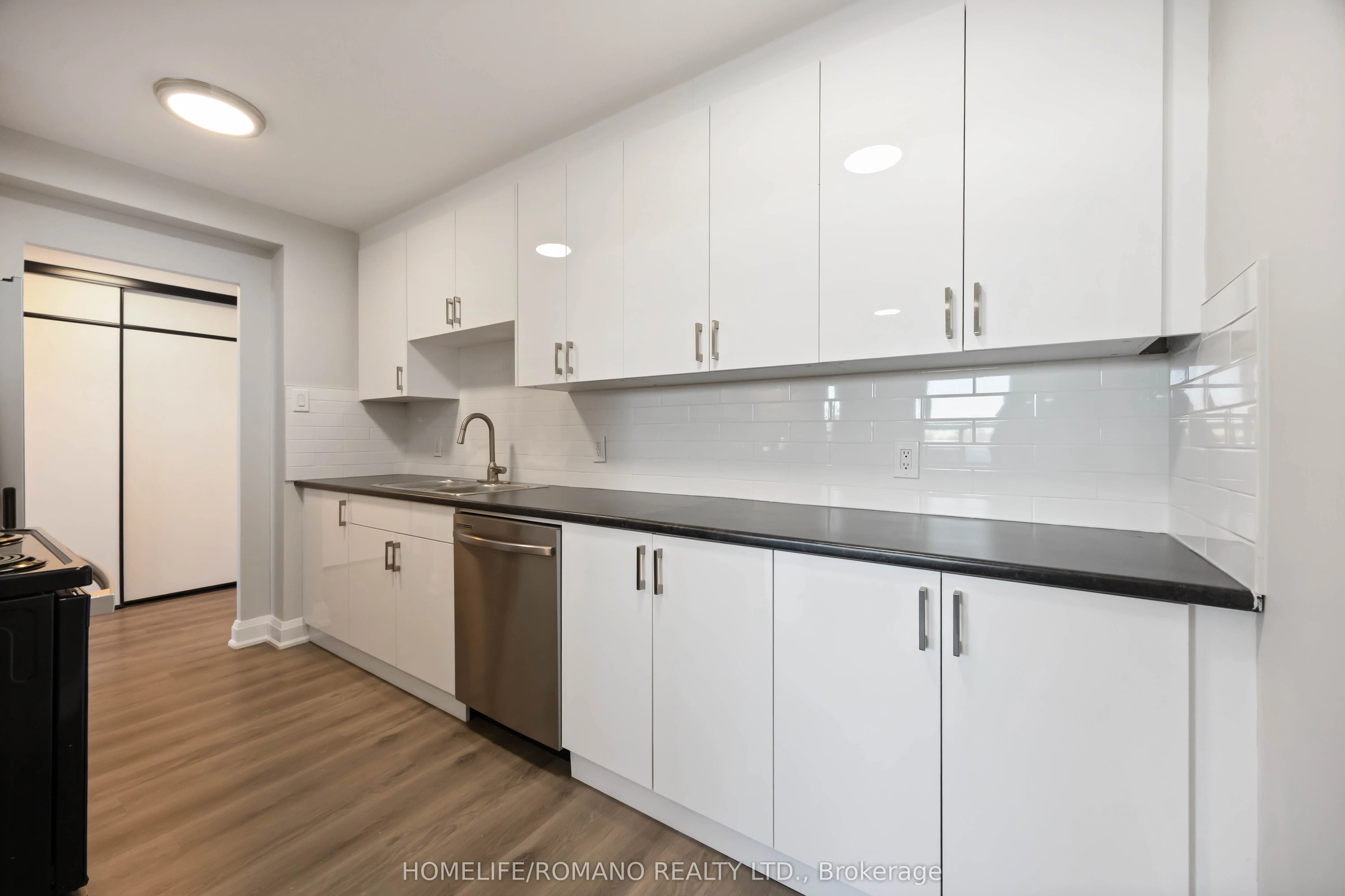 2835 Islington Avenue, #501