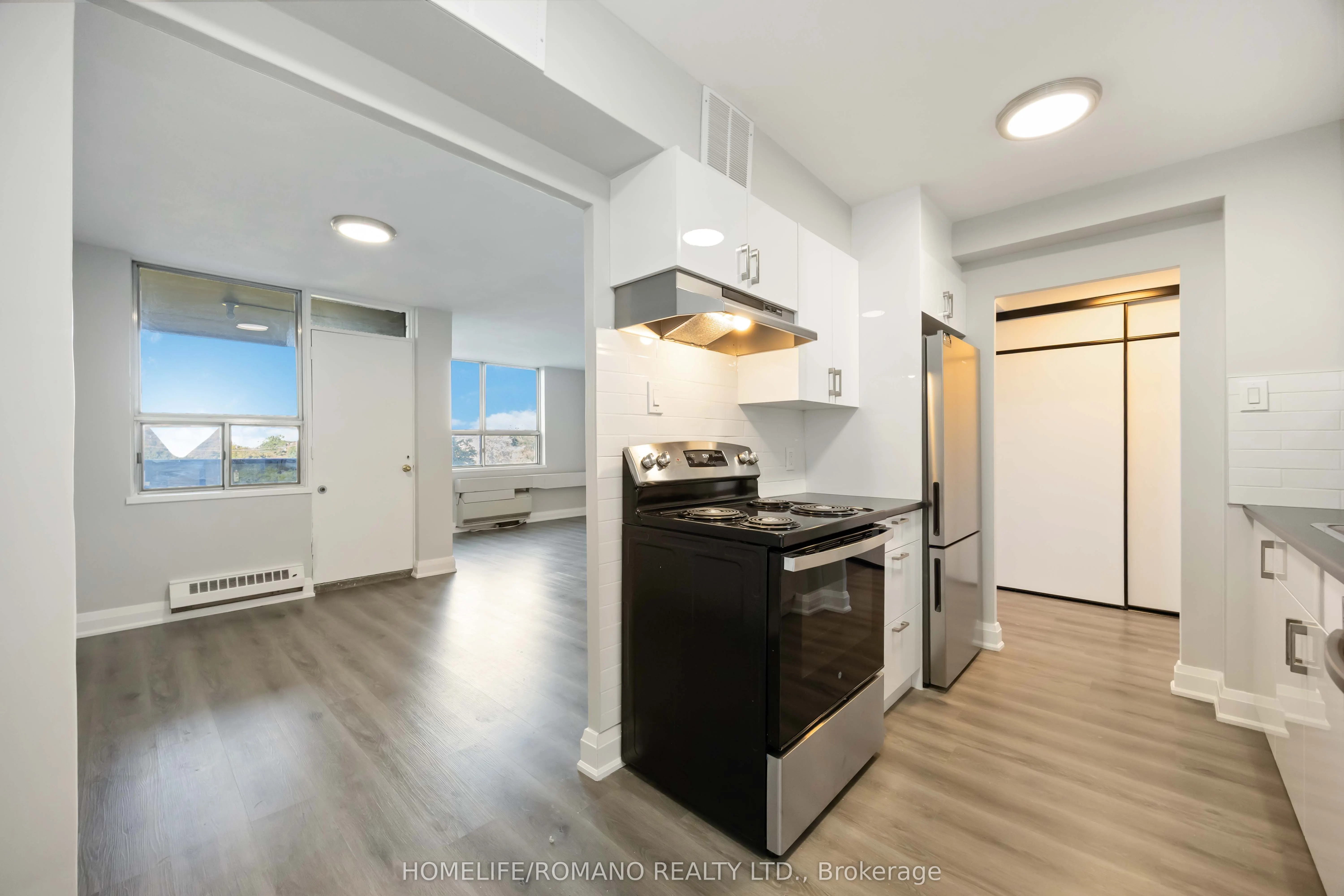 2835 Islington Avenue, #501