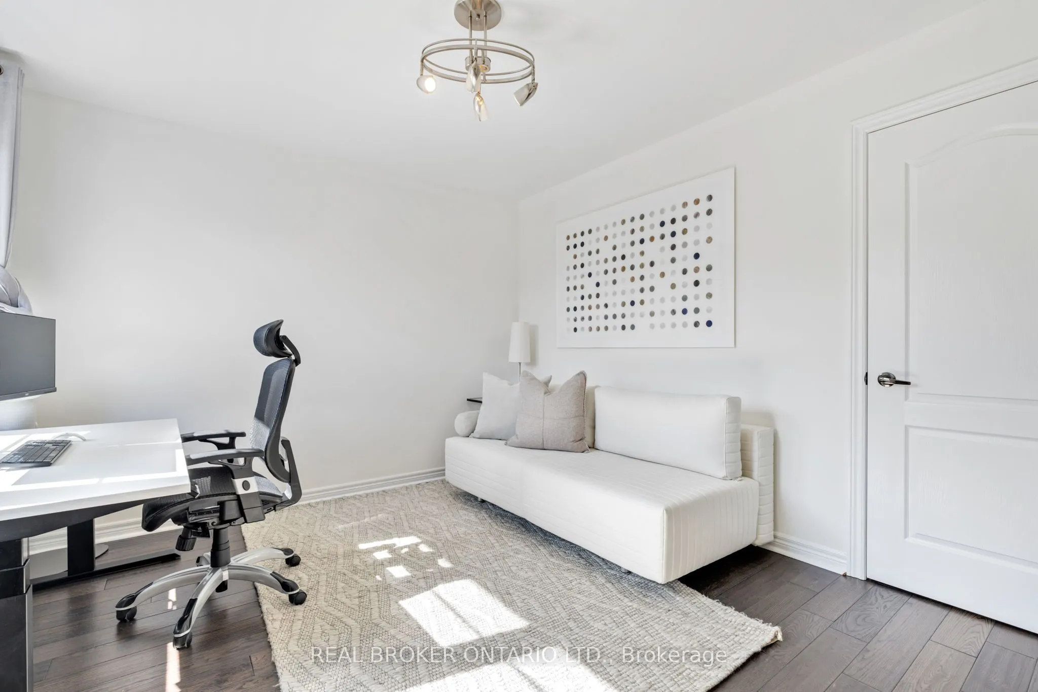 4 Mugford Crescent