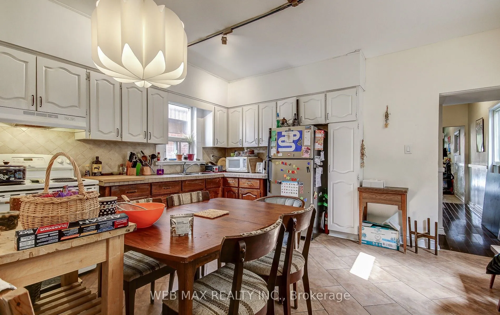 50 Sellers Avenue