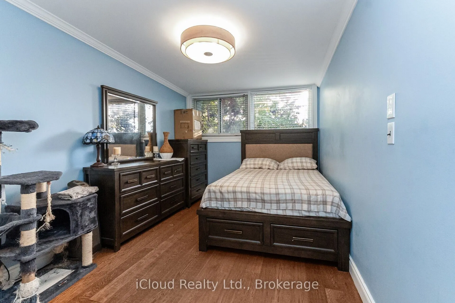 40 Rabbit Lane, #10