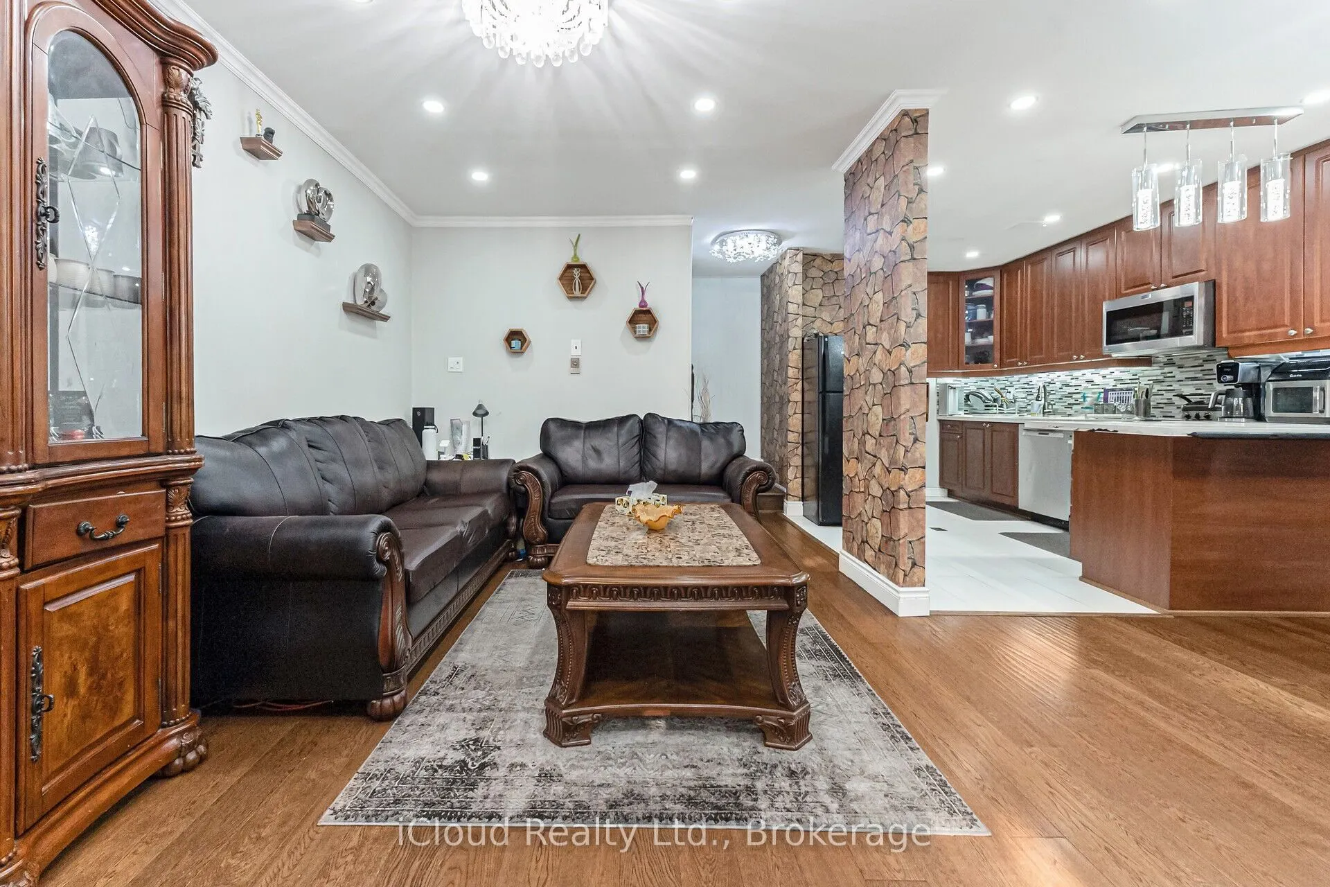40 Rabbit Lane, #10