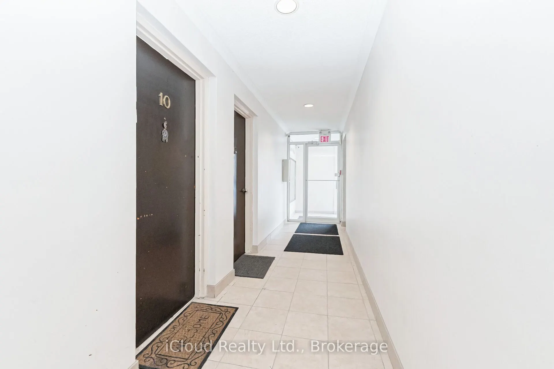 40 Rabbit Lane, #10