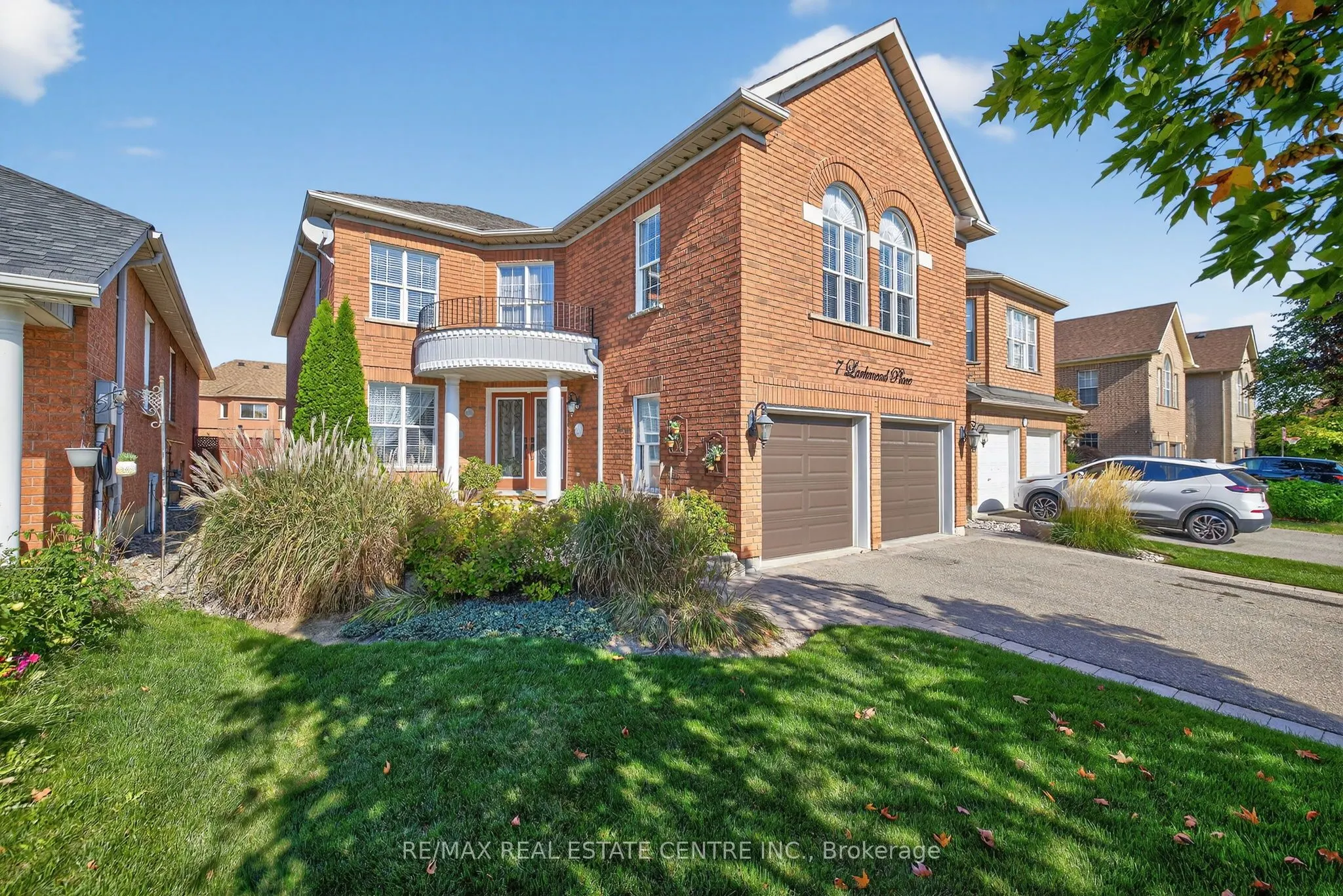 7 Larkmead Place
