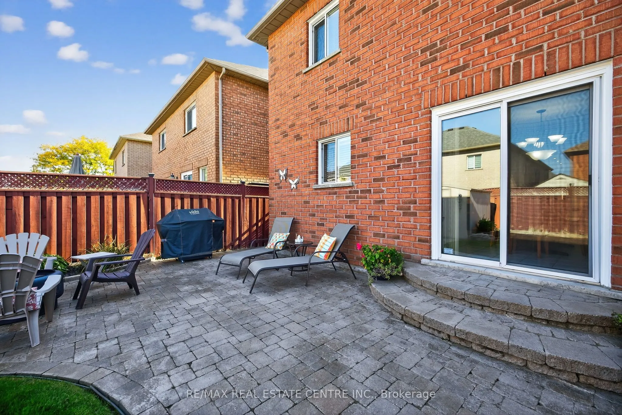 7 Larkmead Place