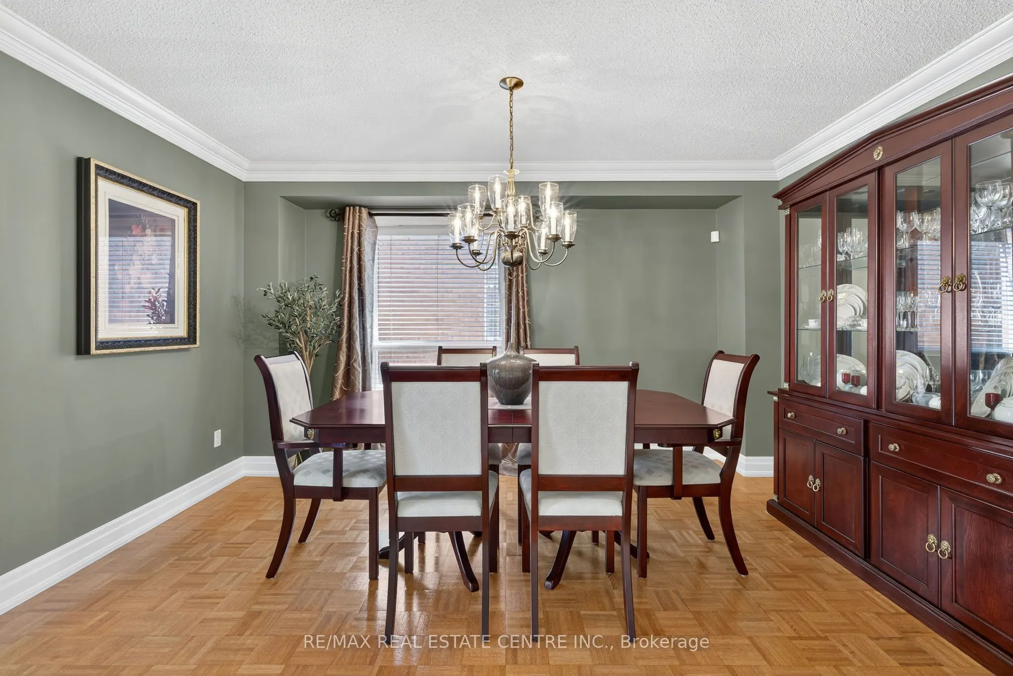 7 Larkmead Place