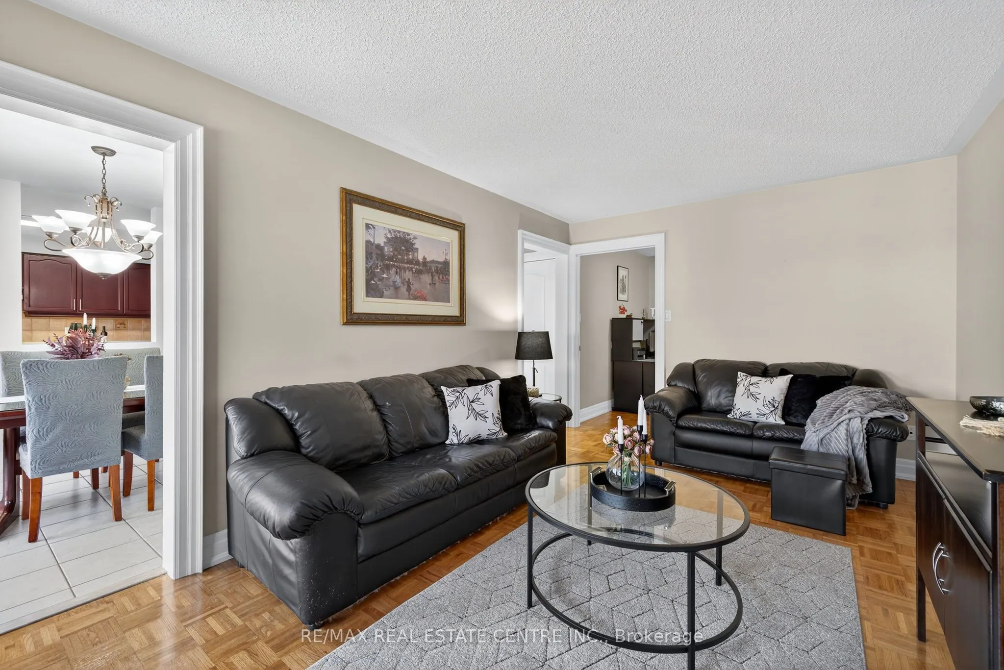 7 Larkmead Place
