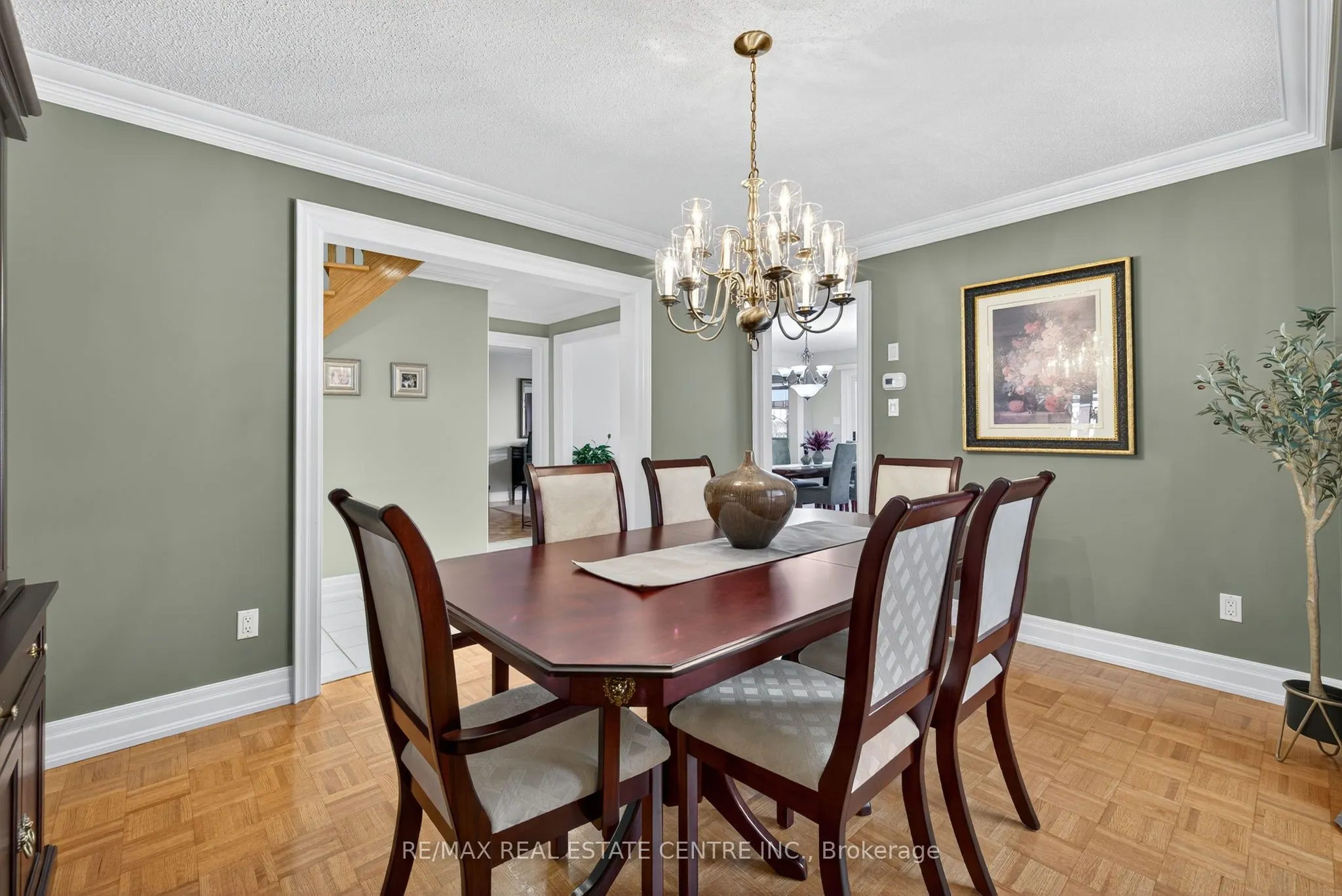 7 Larkmead Place