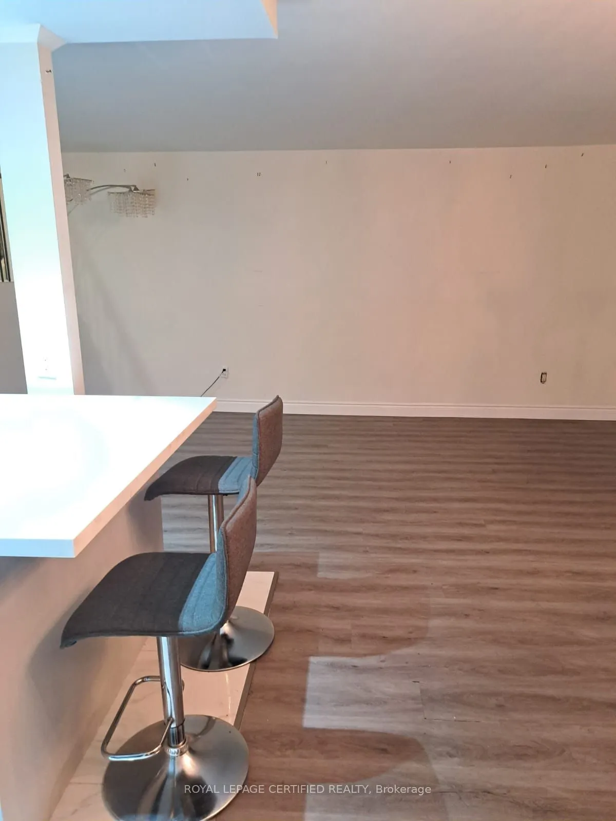 2645 Jane Street, #112
