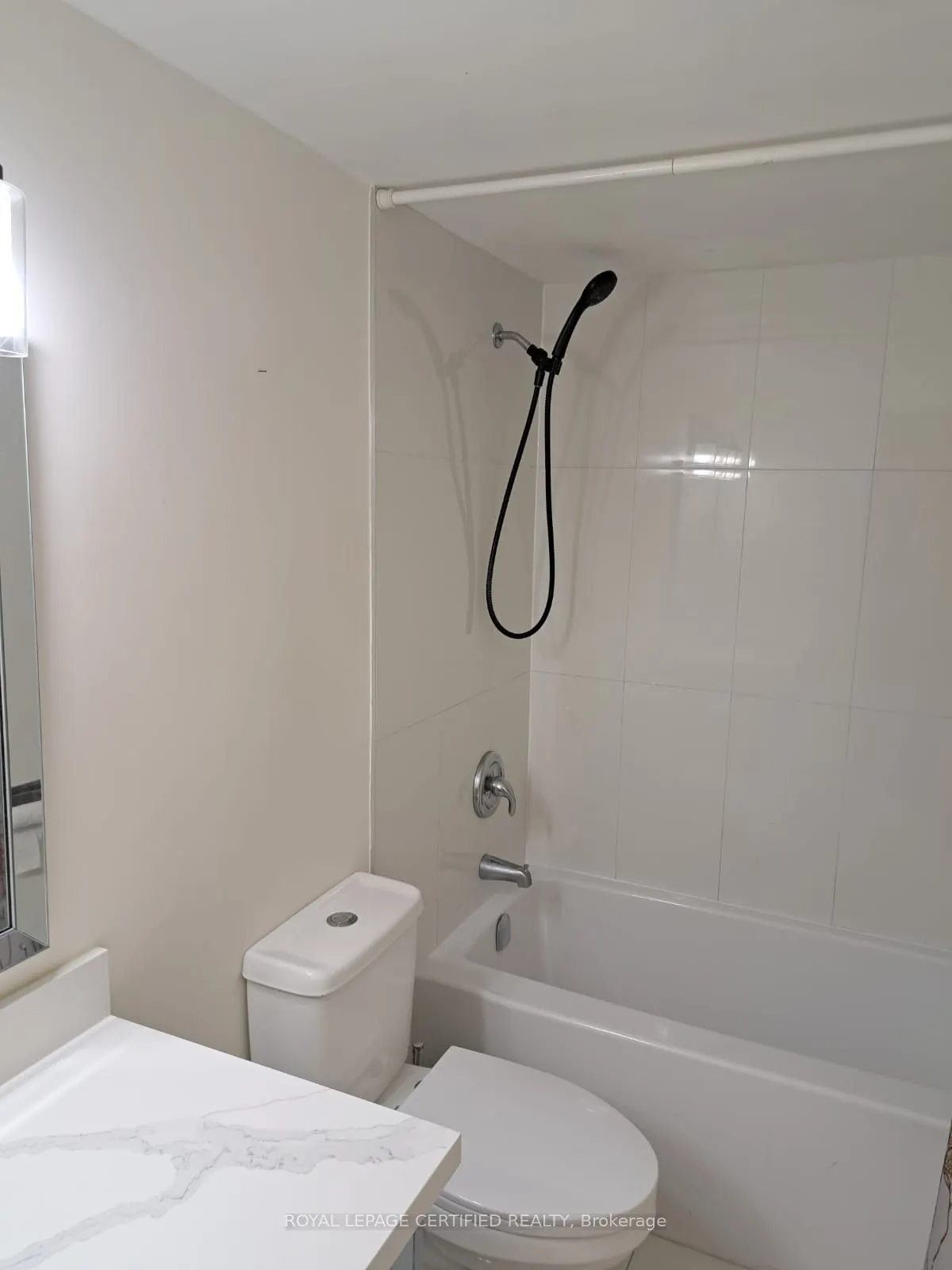 2645 Jane Street, #112