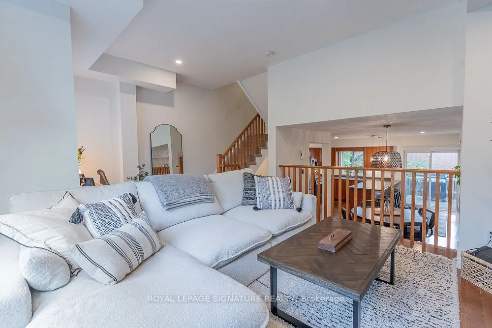 1248 Guelph Line, #17