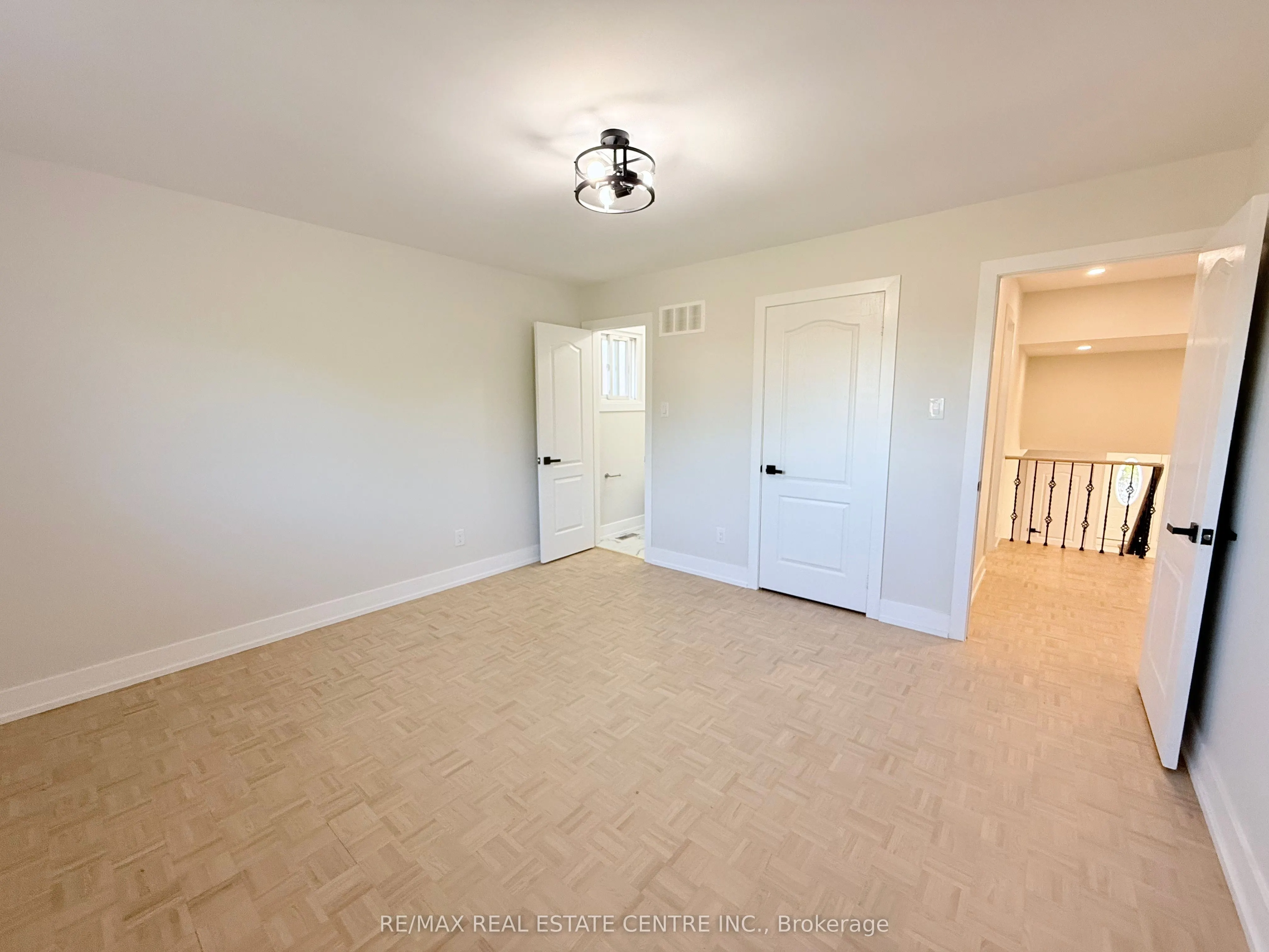 1215 Larny Court
