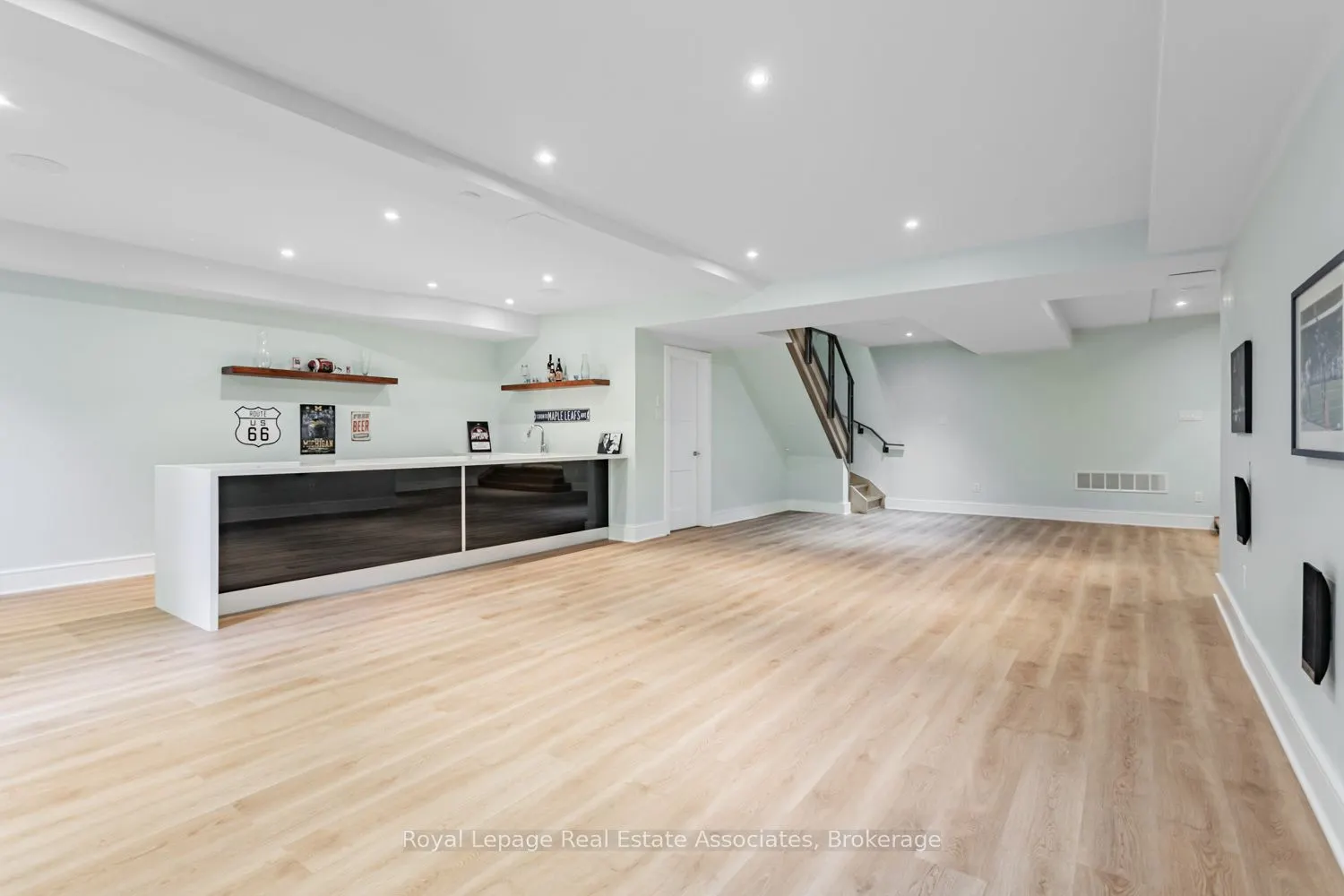 66 Inglewood Drive