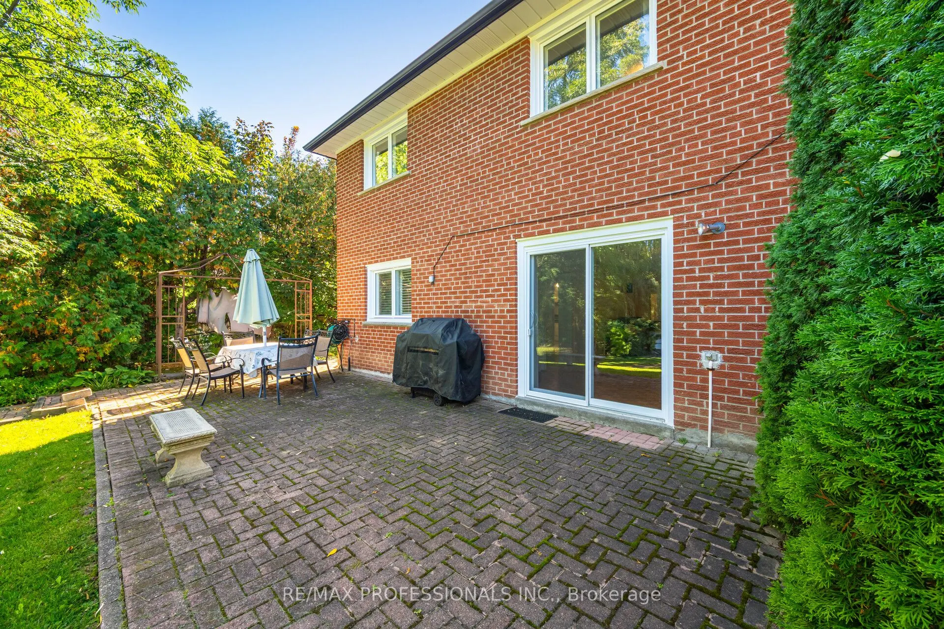39 Elmcrest Road