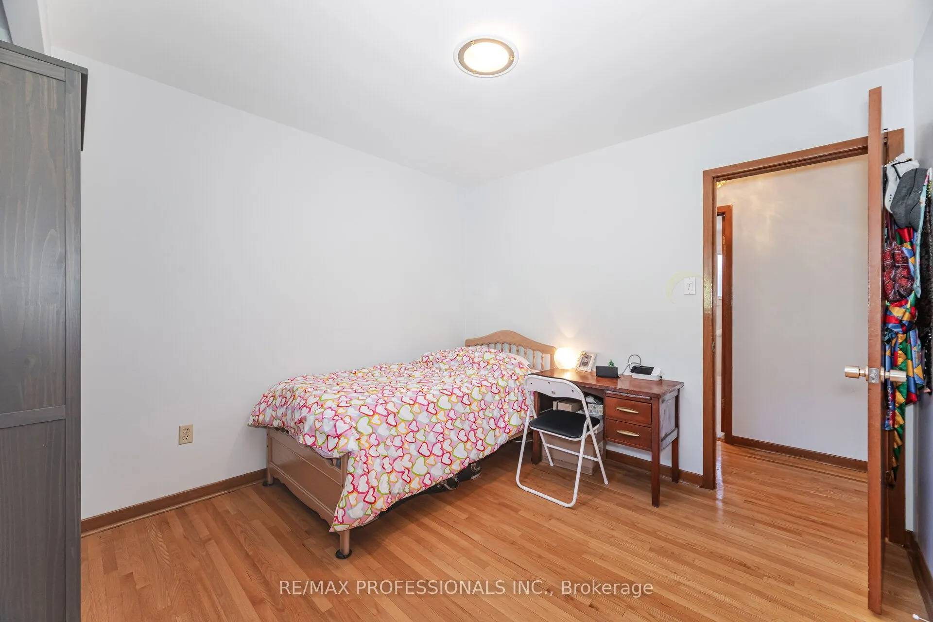 39 Elmcrest Road