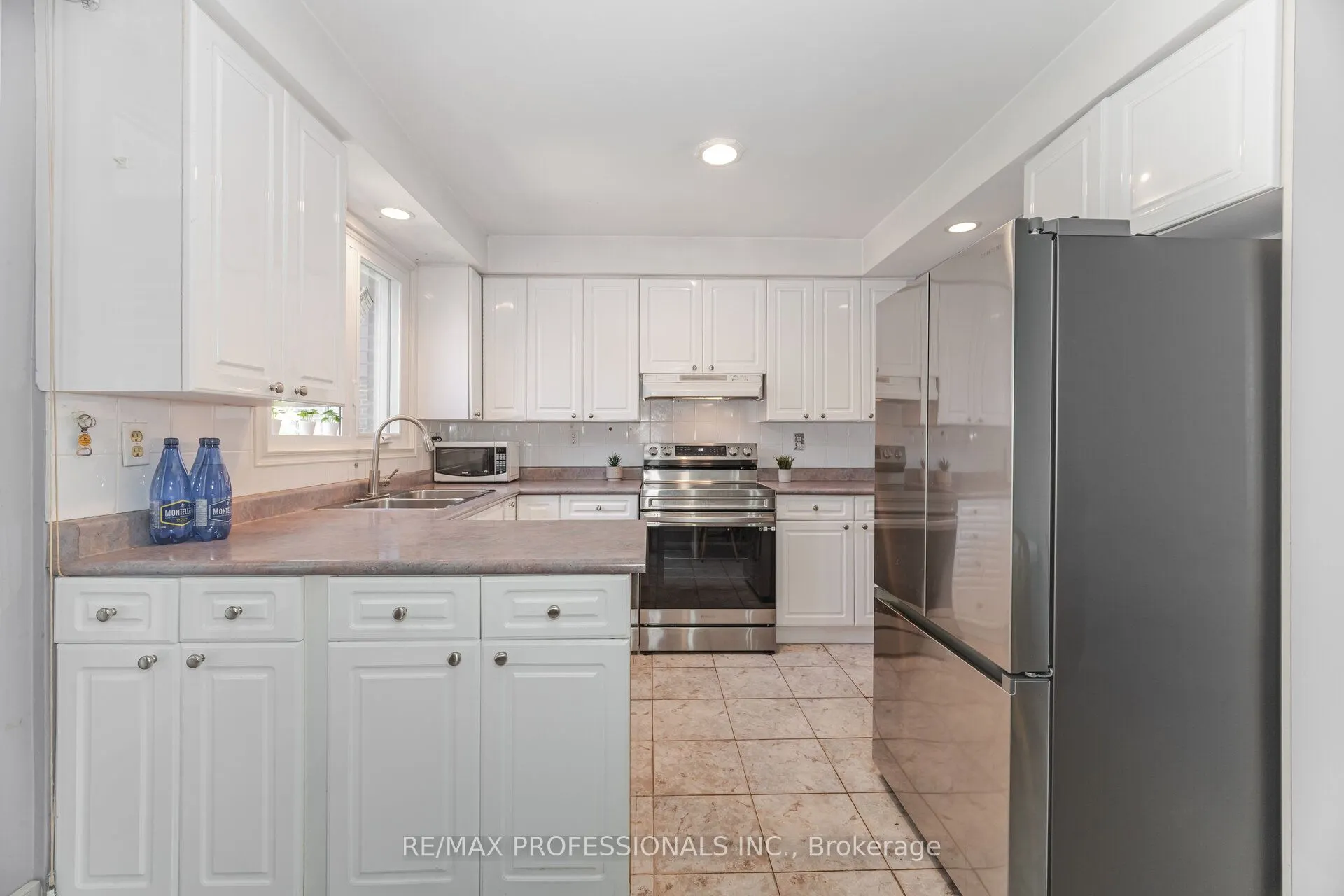 39 Elmcrest Road
