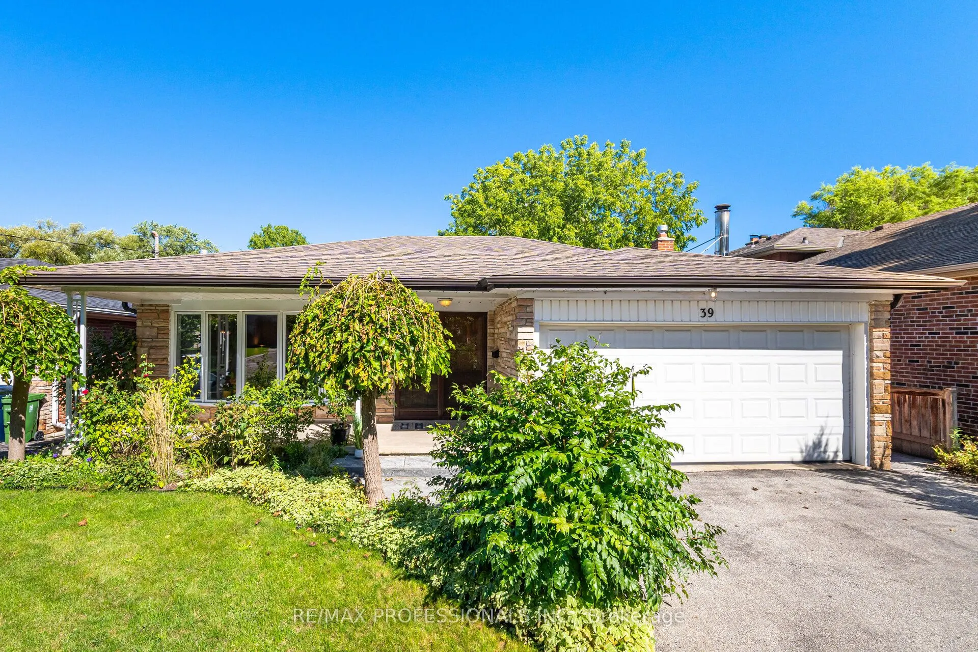 39 Elmcrest Road