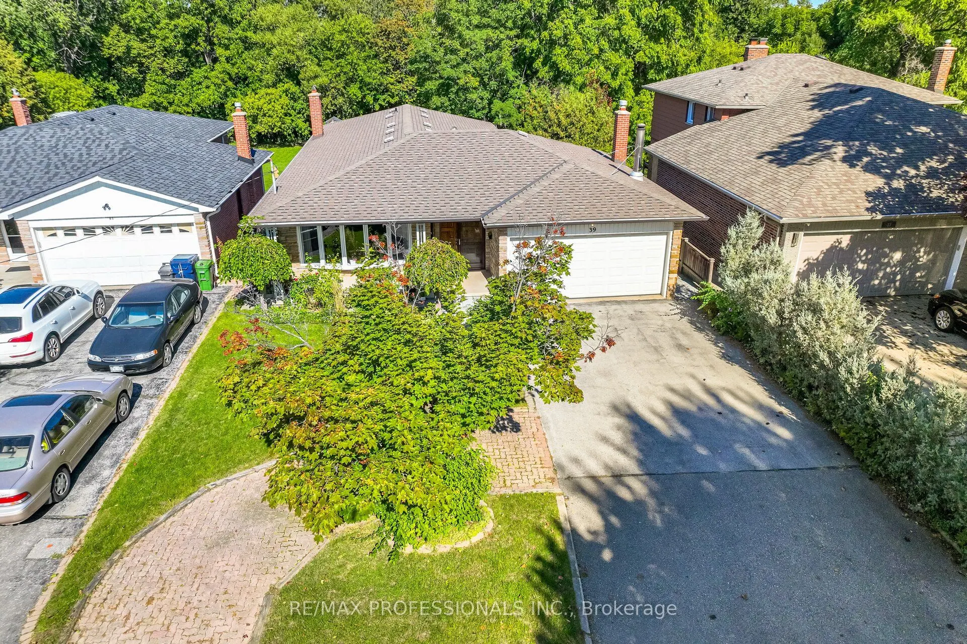 39 Elmcrest Road
