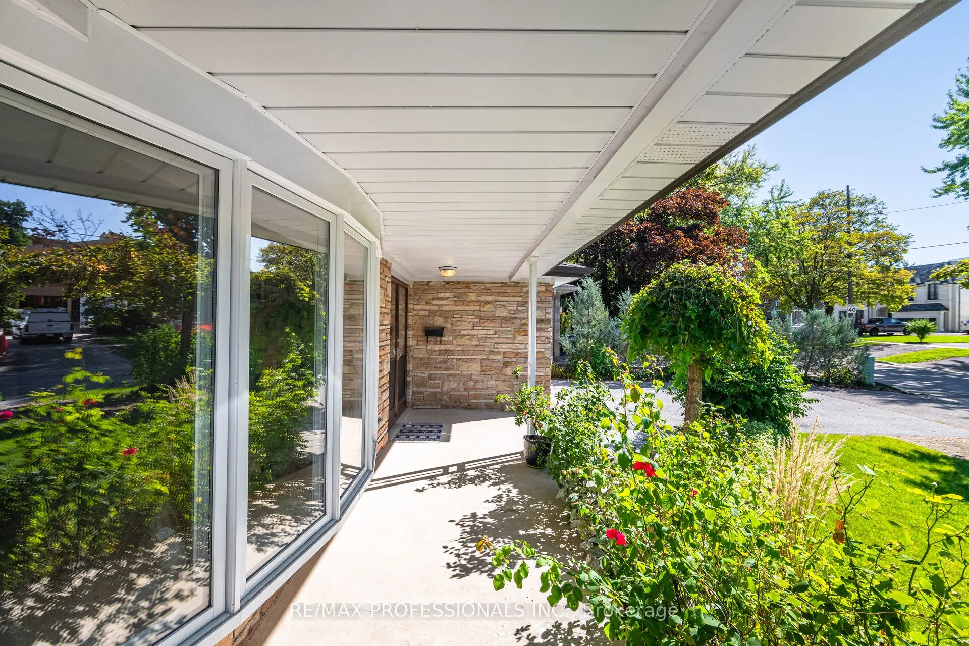 39 Elmcrest Road